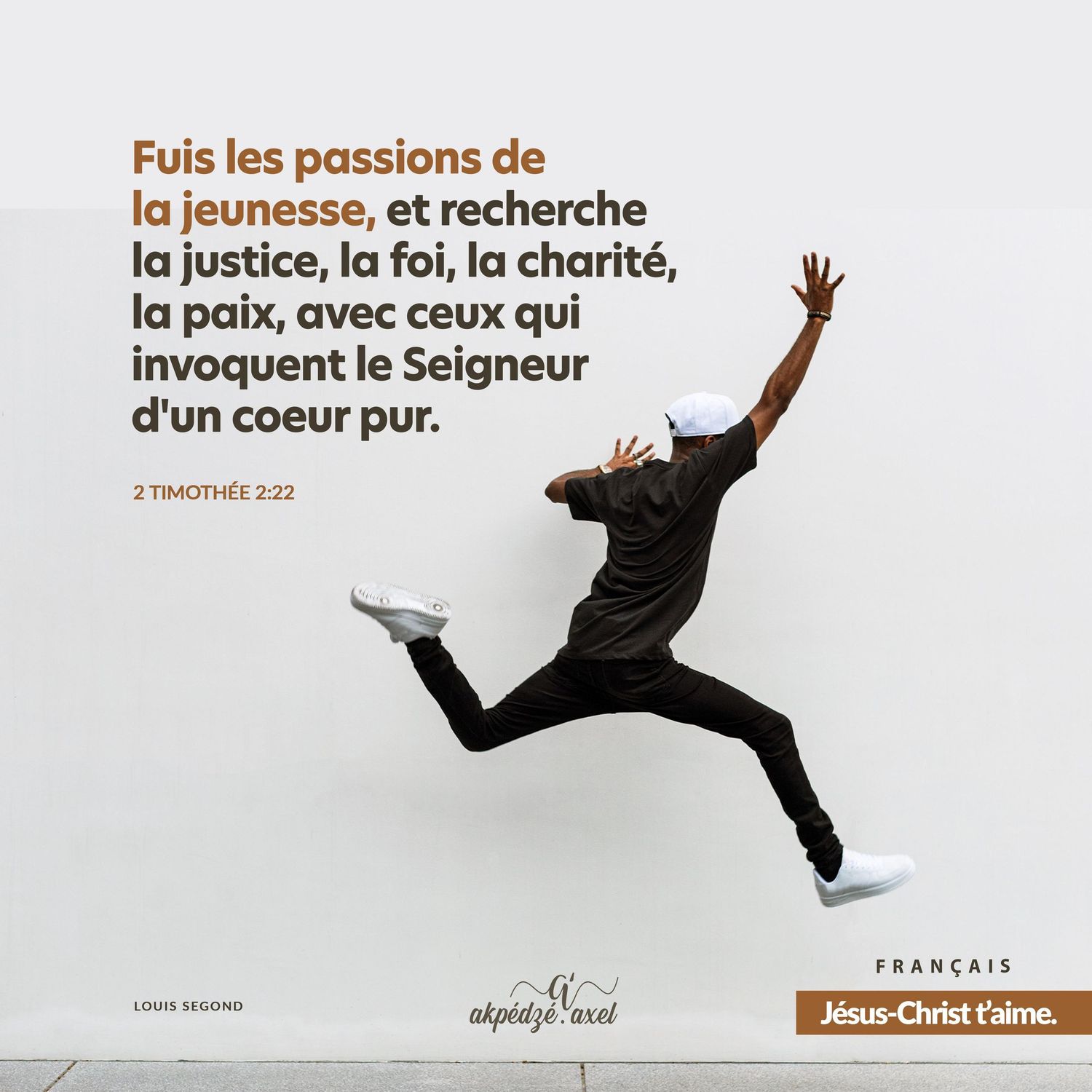 Silhouette of a person jumping with raised arms against a gray background with French biblical text about youth and passion.