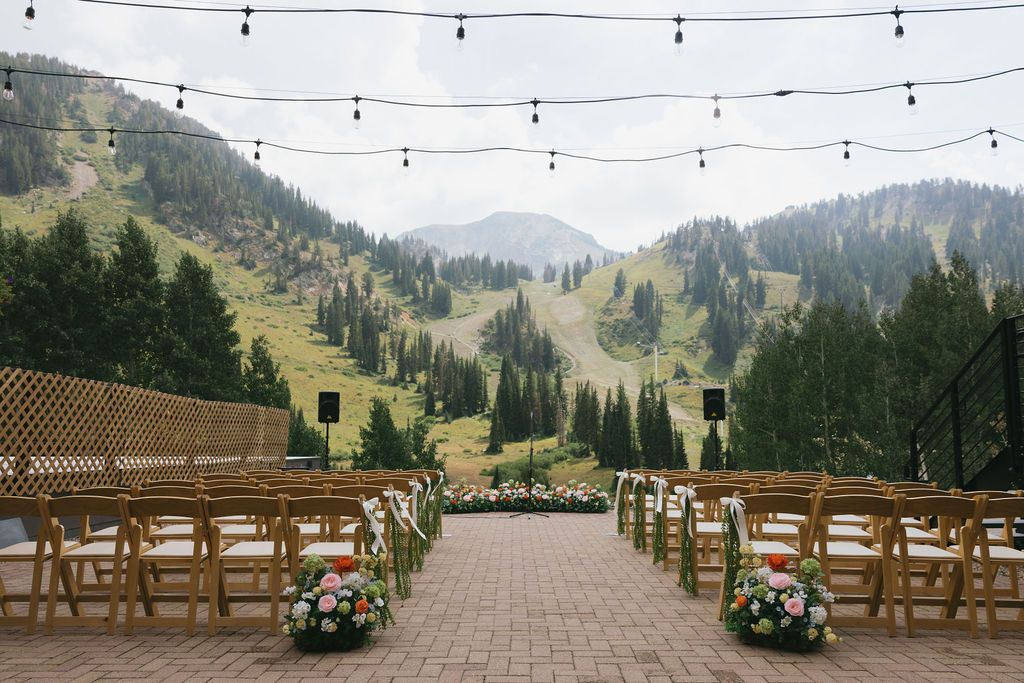 Wedding at Alta Lodge in Alta, Utah. Wedding ceremony mountain backdrop