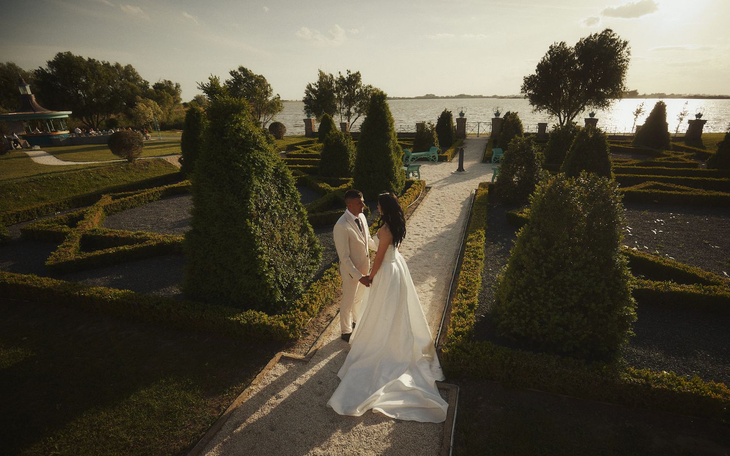 Fotografisanje venčanja Vinarija Petra Palić Subotica
Wedding photo session 
Fotograf za venčanje
Golden hour
Park
Lake
See
Sun
Serbia