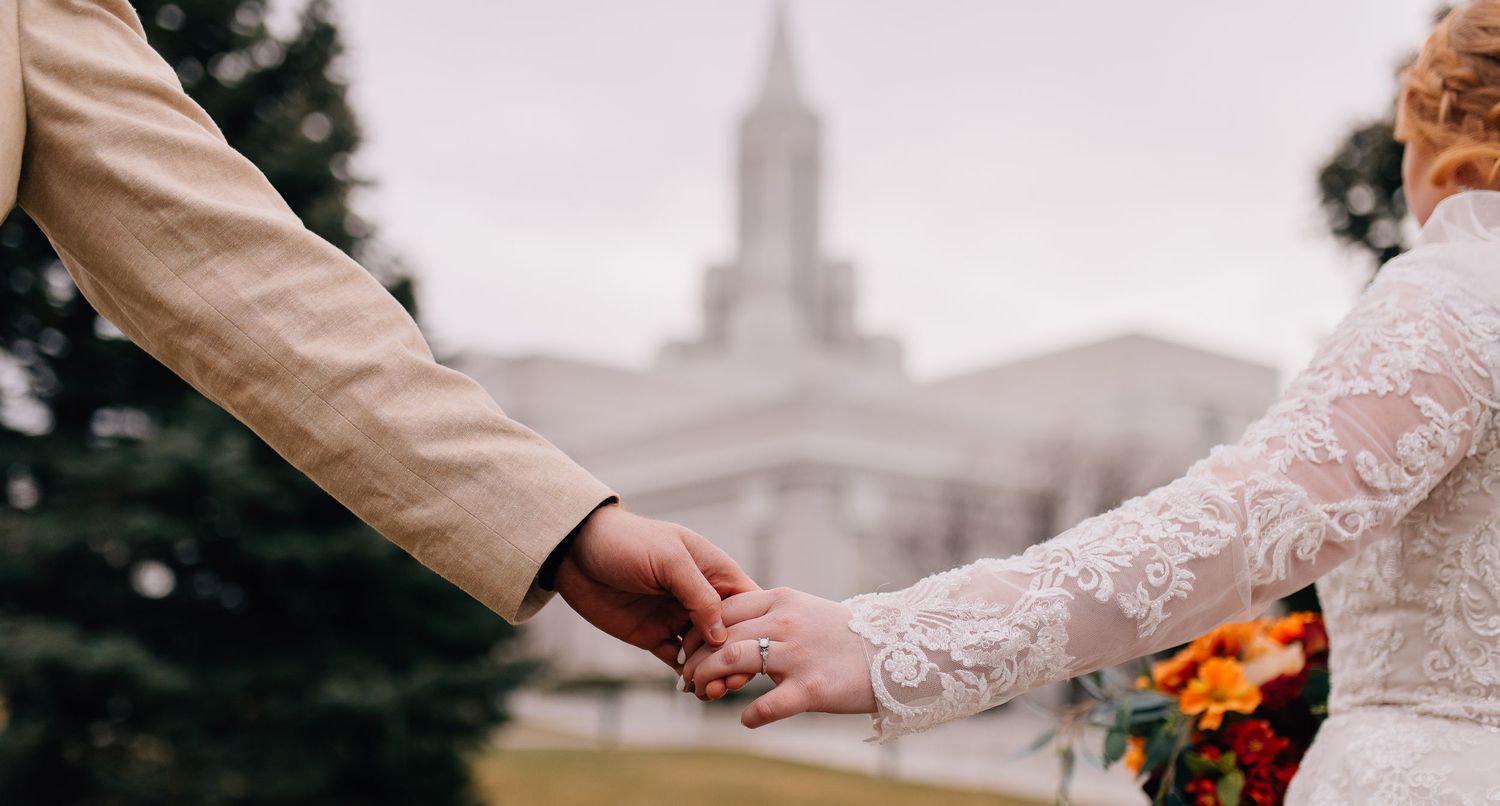 Bountiful Temple Wedding Photographer | Wedding Session