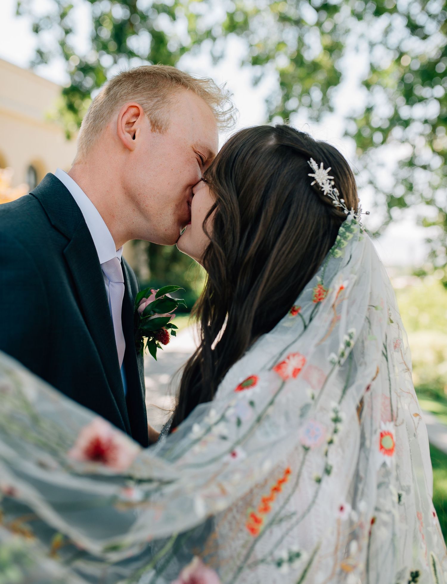 Southeast Idaho Wedding Photographer.        Logan Utah Wedding Photographer