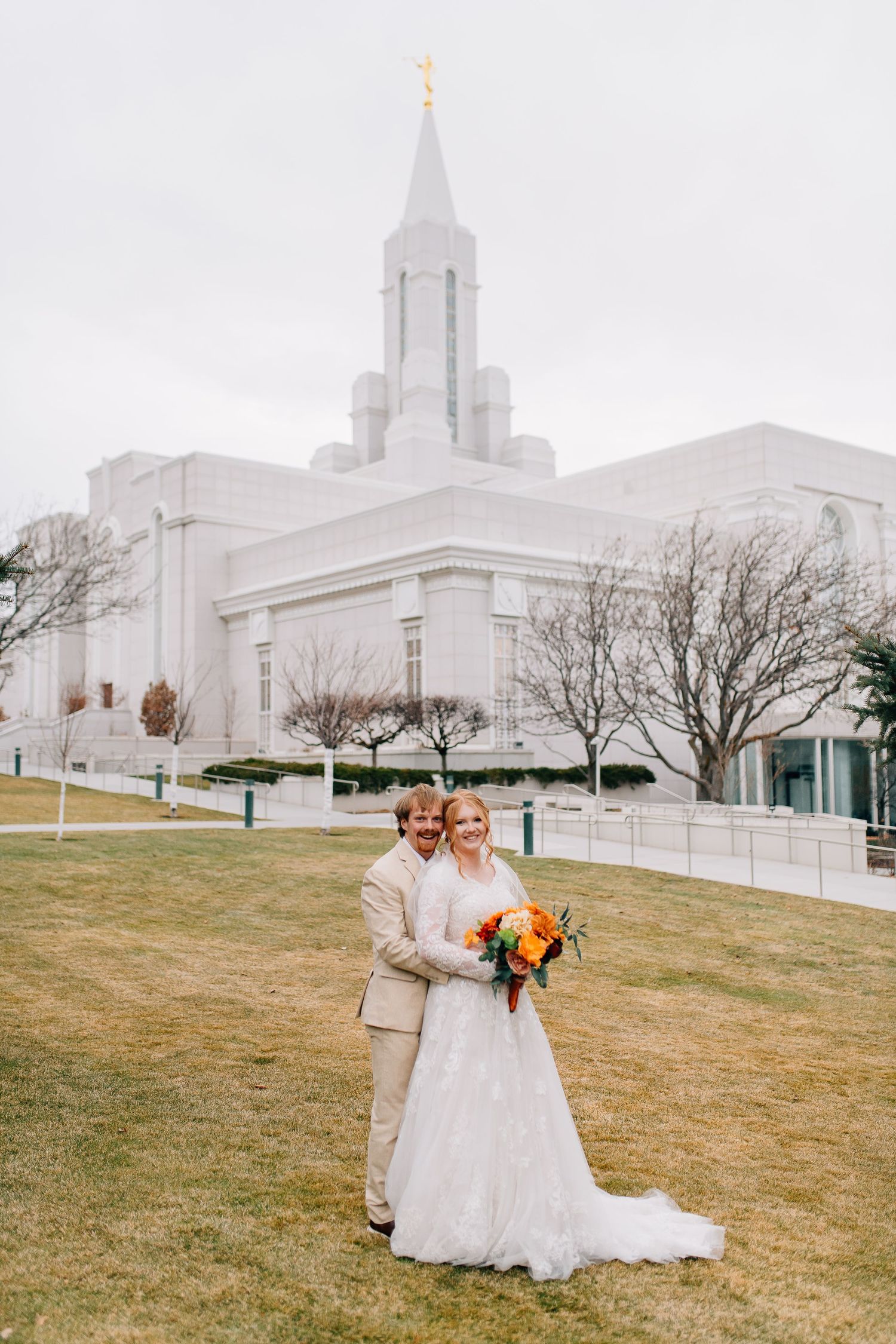 Bountiful Temple Wedding Photographer | Wedding Session