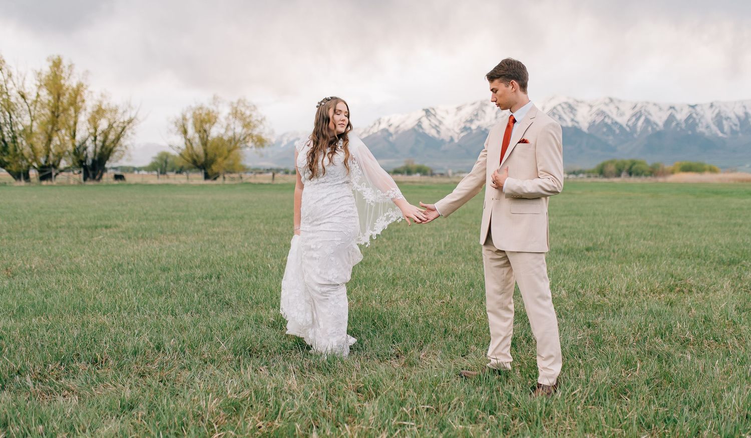 Southeast Idaho Wedding Photographer.        Logan Utah Wedding Photographer
