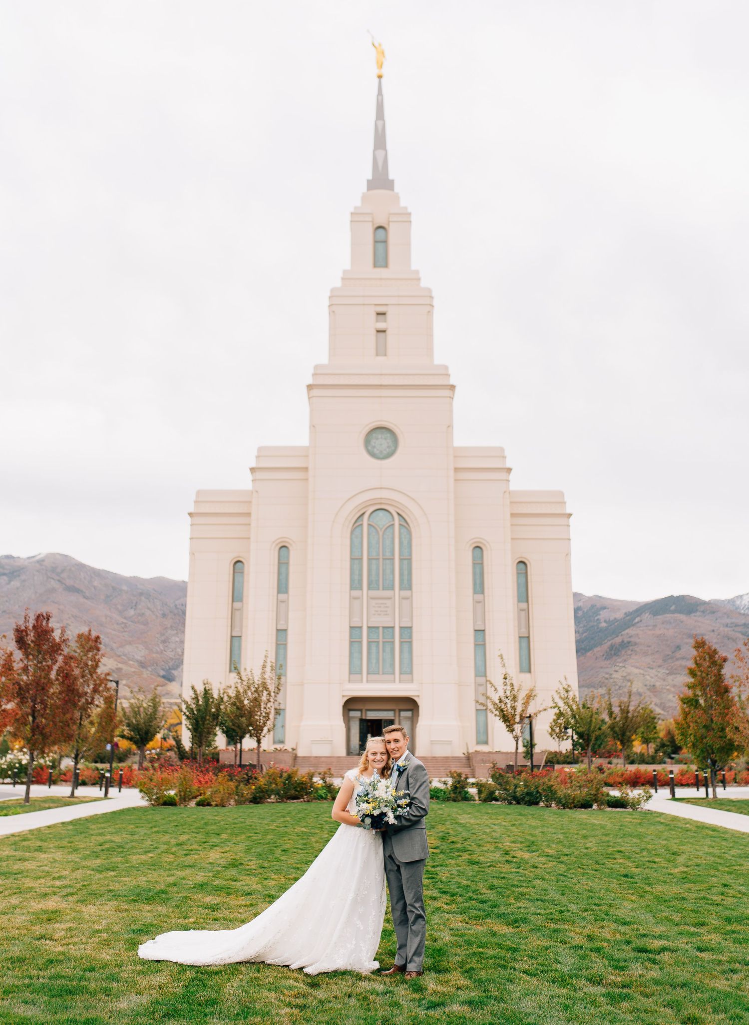 Southeast Idaho Wedding Photographer.       Layton Utah Wedding Photographer