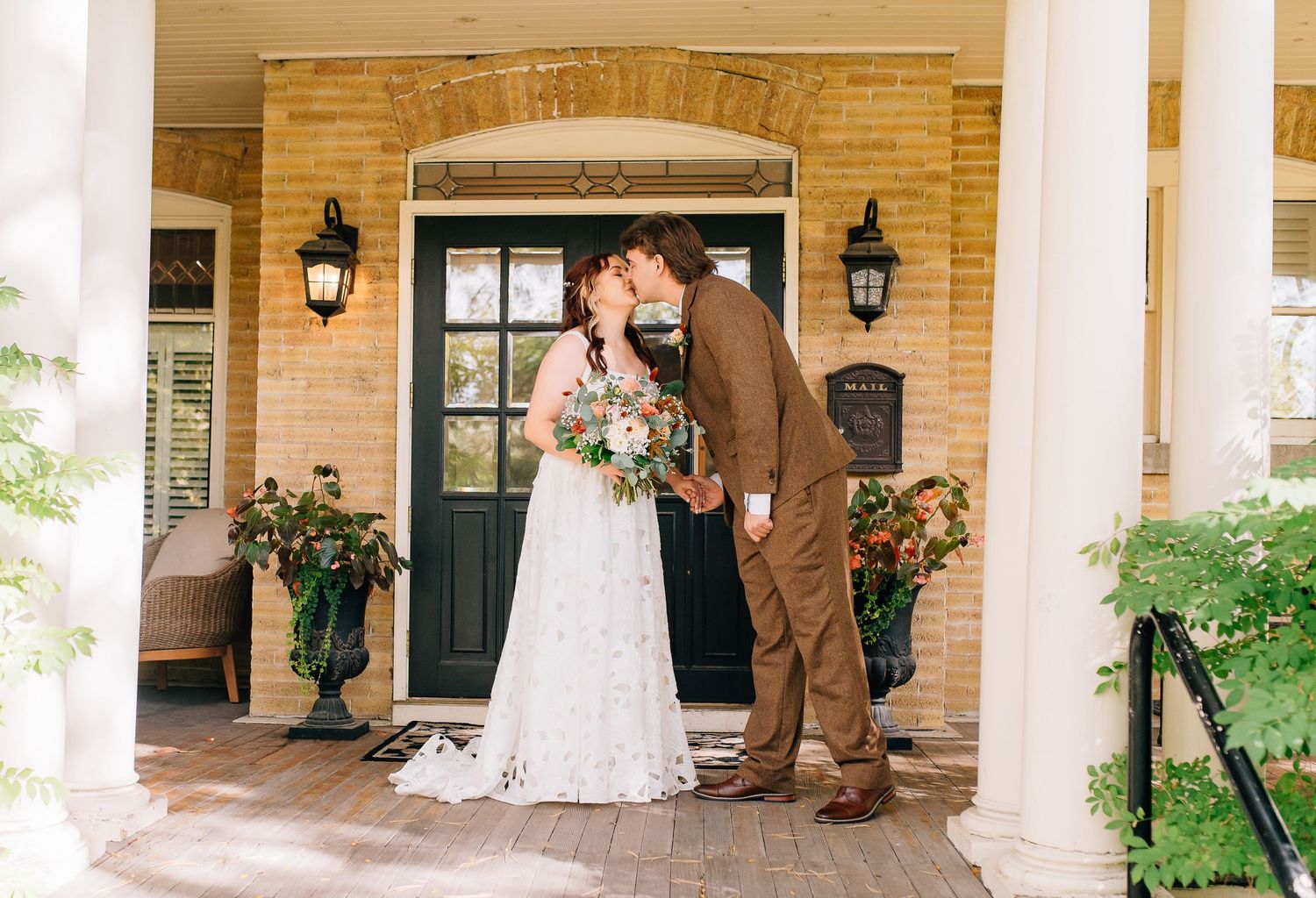 Southeast Idaho Wedding Photographer.        Logan Utah Wedding Photographer
