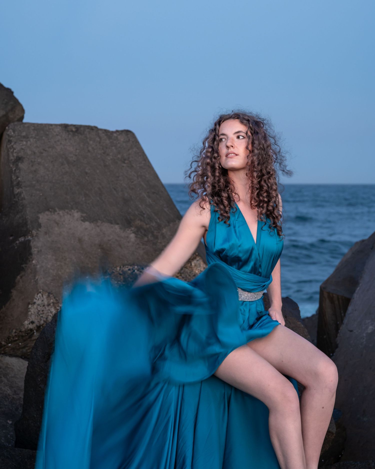 Wollongong flying dress, flying dress Wollongong, Wollongong Flying dress photography, Flying dress photographer Wollongong