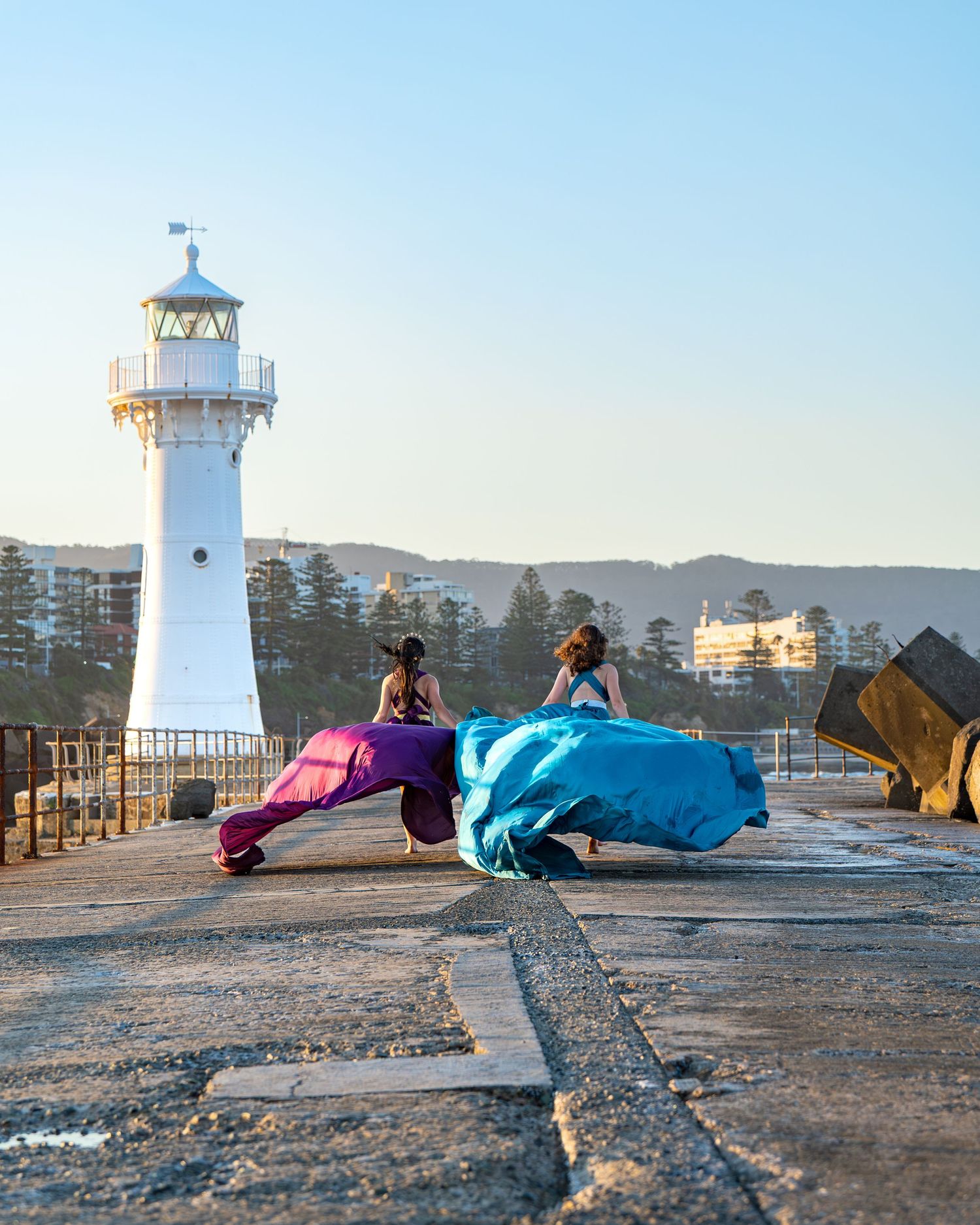 Wollongong flying dress, flying dress Wollongong, Wollongong Flying dress photography, Flying dress photographer Wollongong