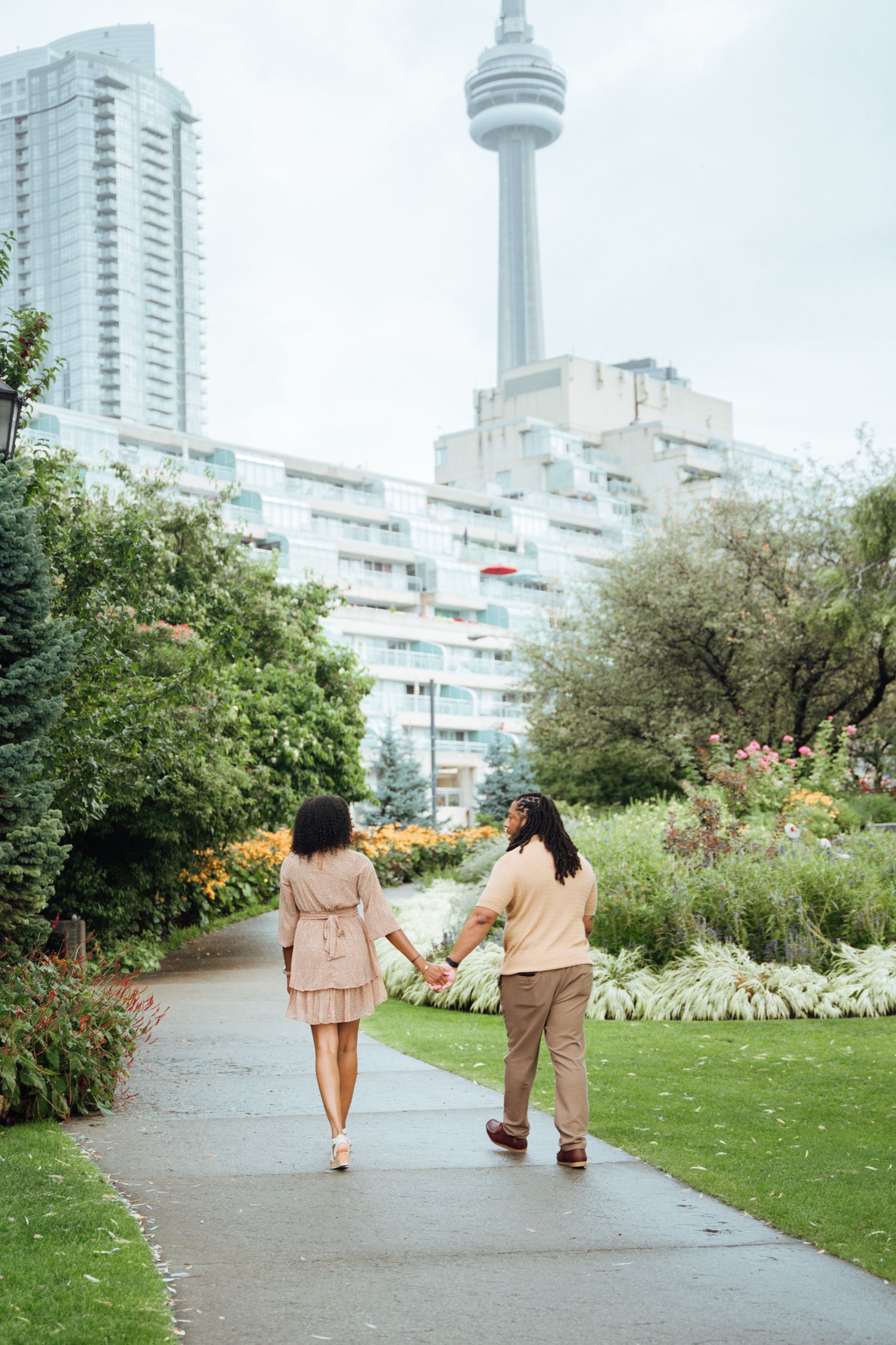 Couple Proposal Photography in Toronto Harbour front, Ontario