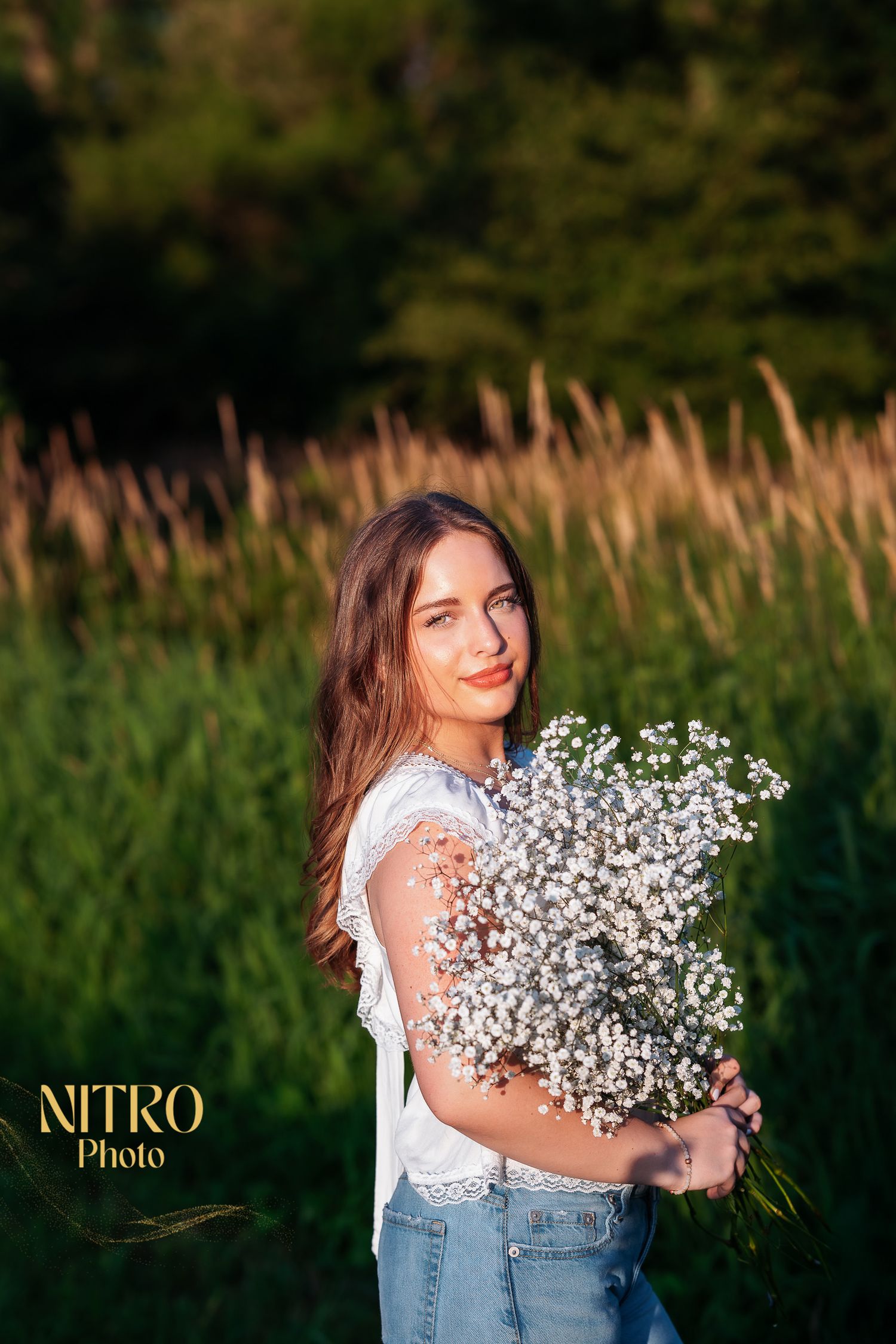 Senior photos at golden hour.