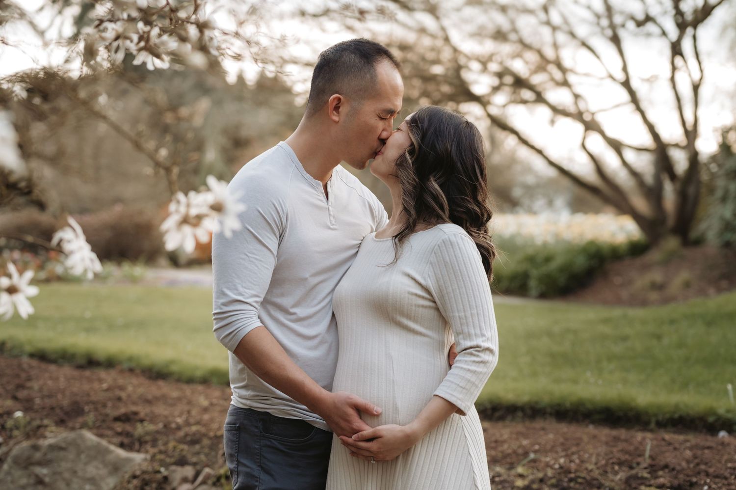Lifestyle maternity spring session