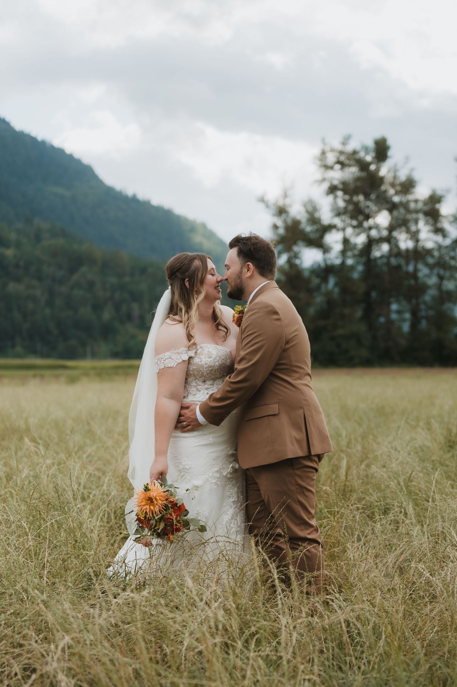 Wedding lifestyle photographer, lower mainland