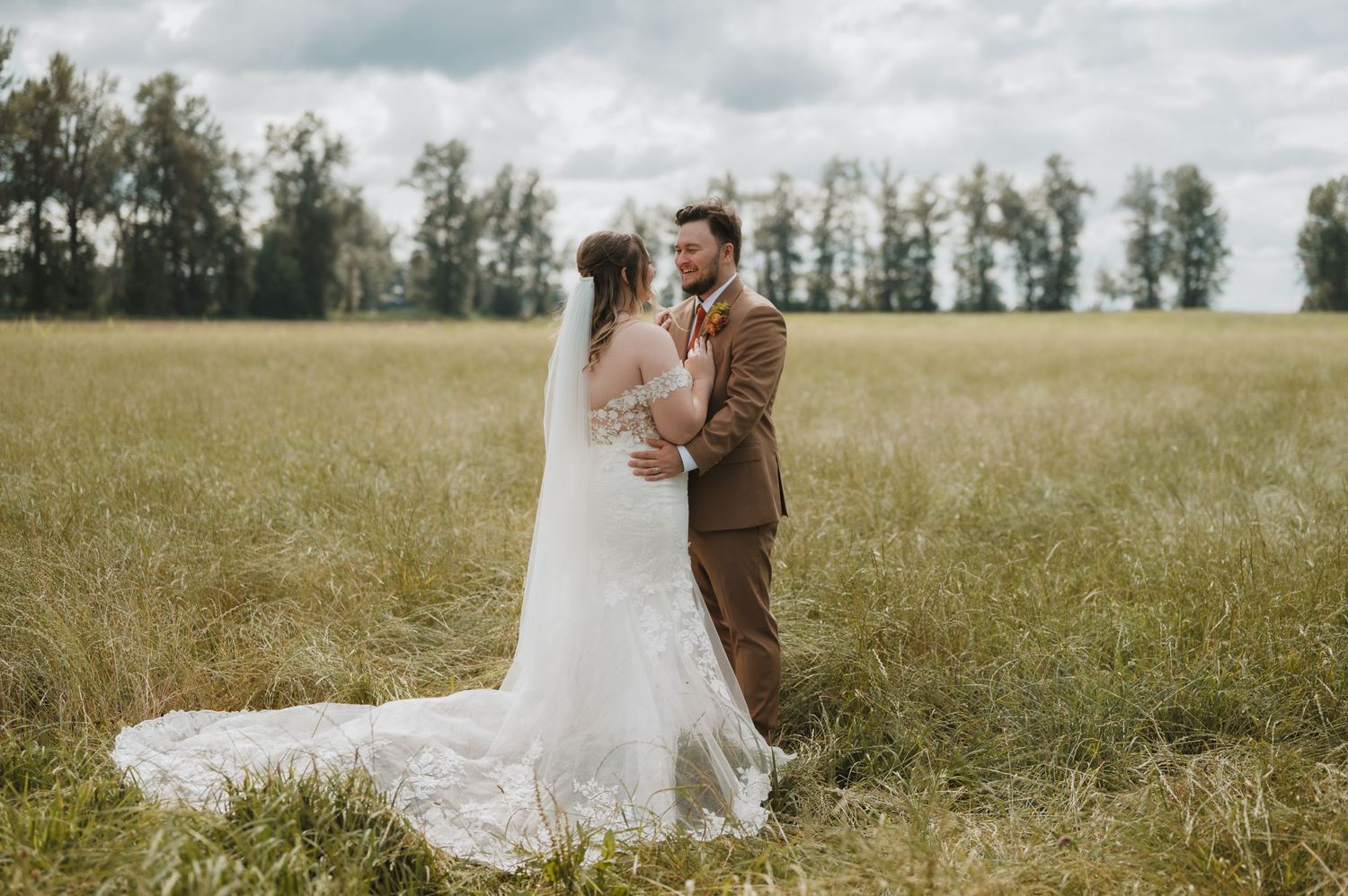 Wedding lifestyle photographer, lower mainland