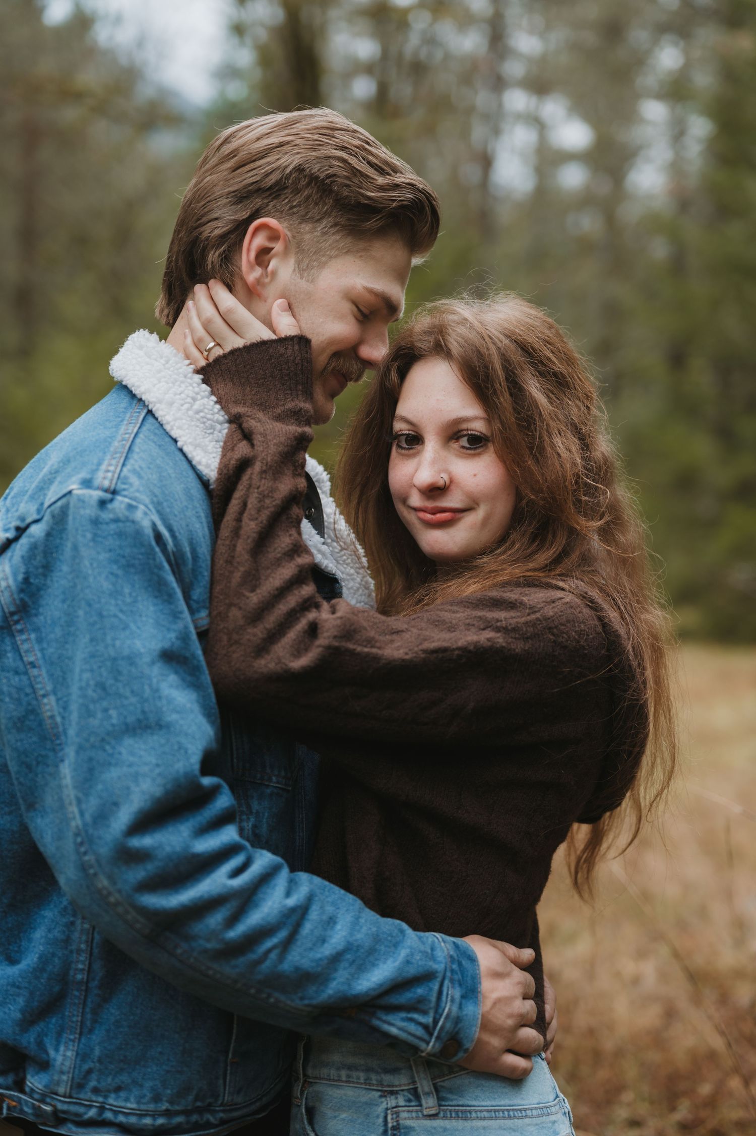 Winter outdoors couples lifestyle photography session