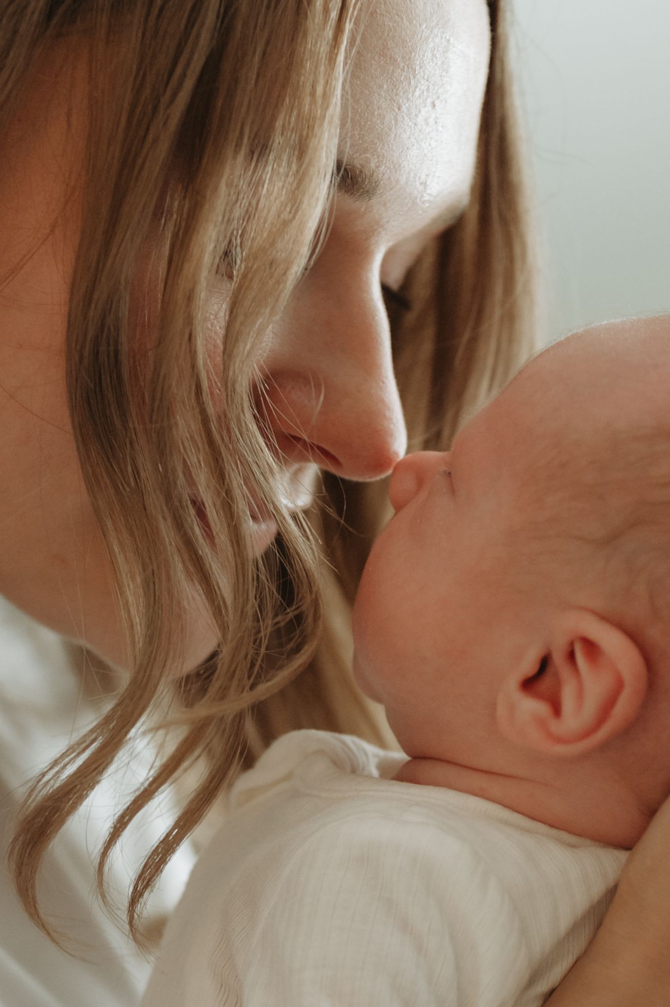 In-home lifestyle newborn family photography session
