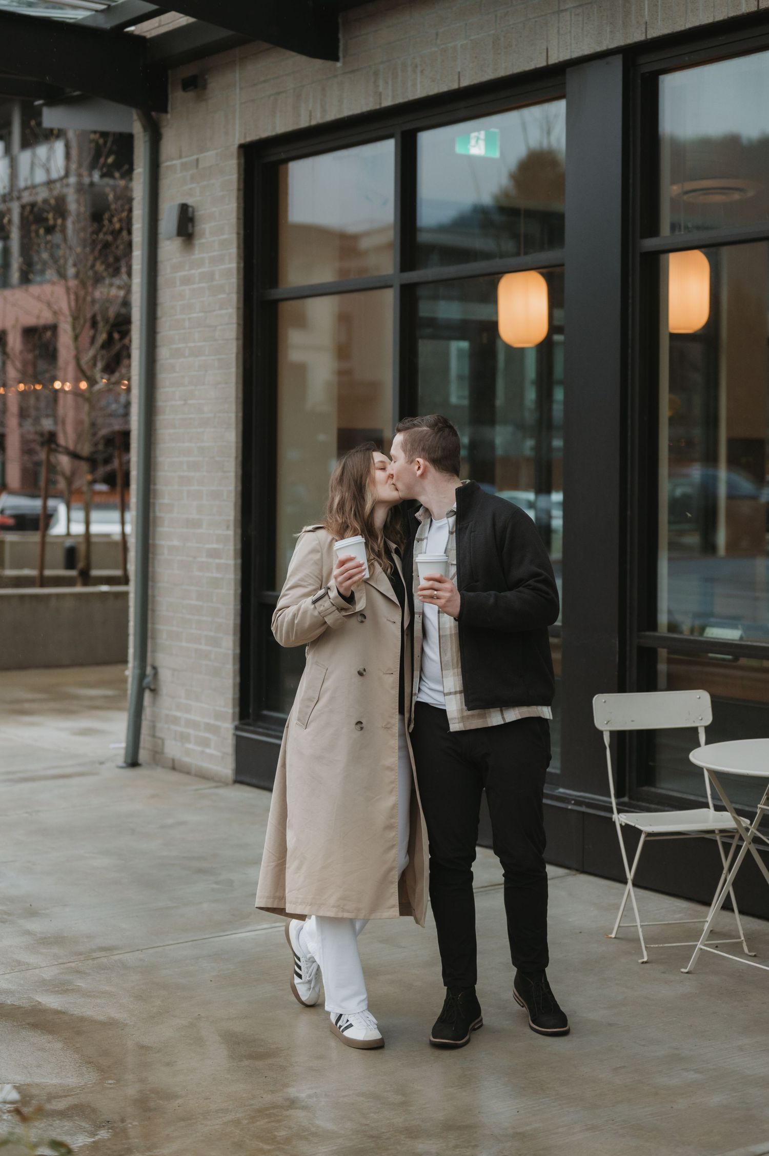 Couples downtown coffee date session