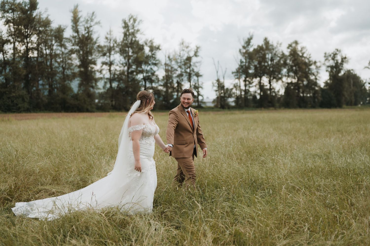 Wedding lifestyle photographer, lower mainland