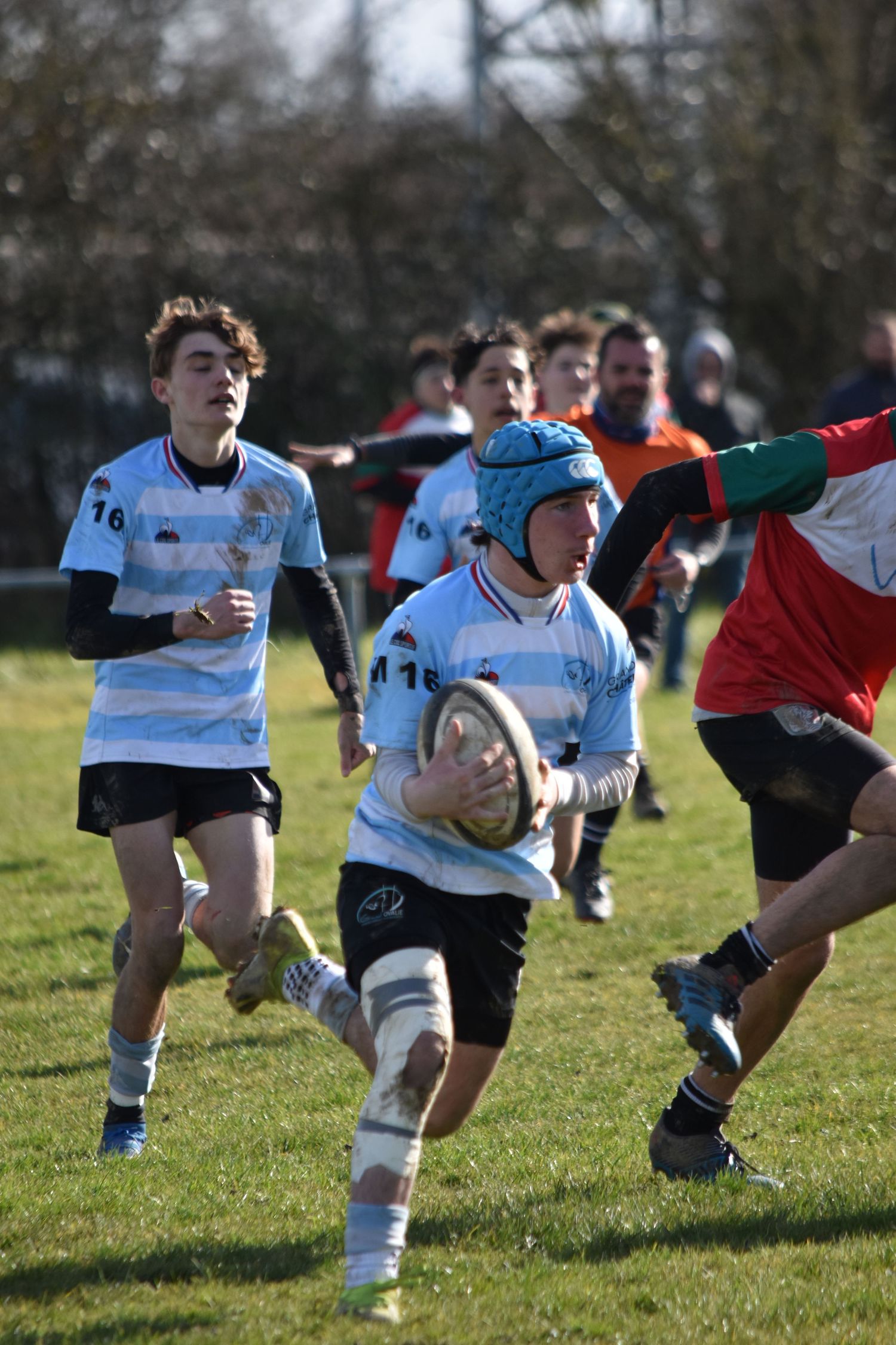 Action de rugby OGCP photographiée par le photographe benphoto10 à Châtellerault