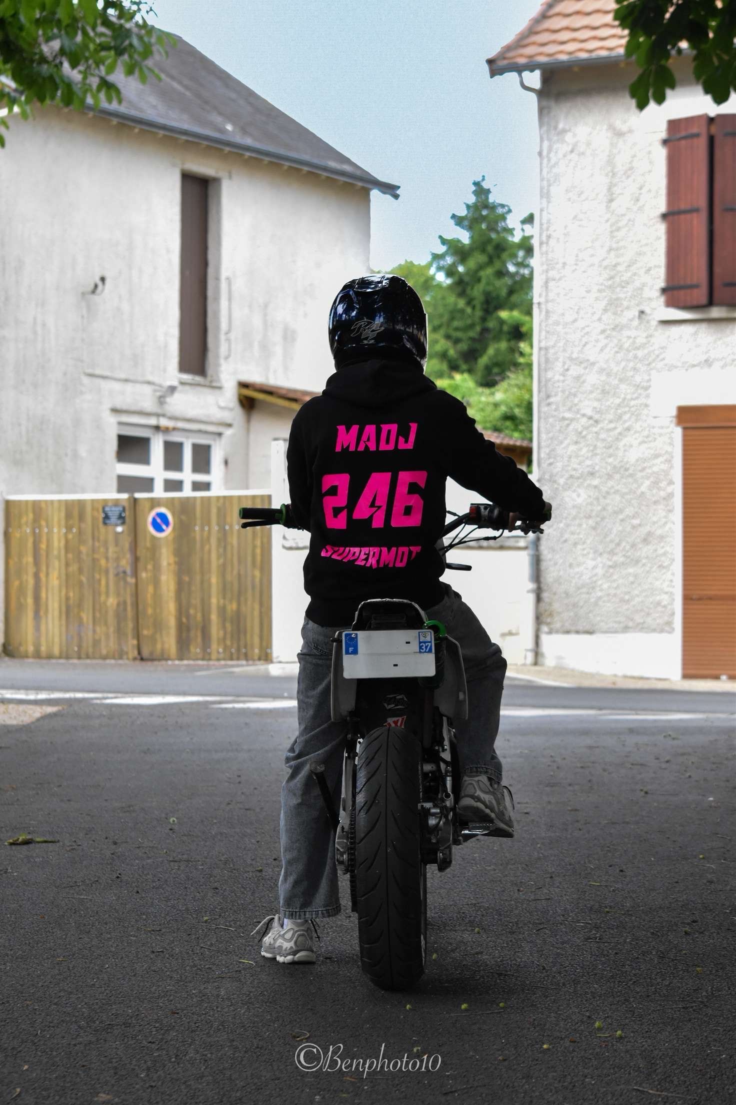 Shooting photo moto réalisé par le photographe benphoto10 à Pleumartin dans la vienne 86