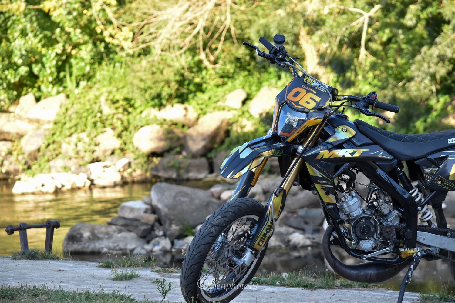 Immortalisez vos motos et événements moto avec benphoto10, photographe passionné.