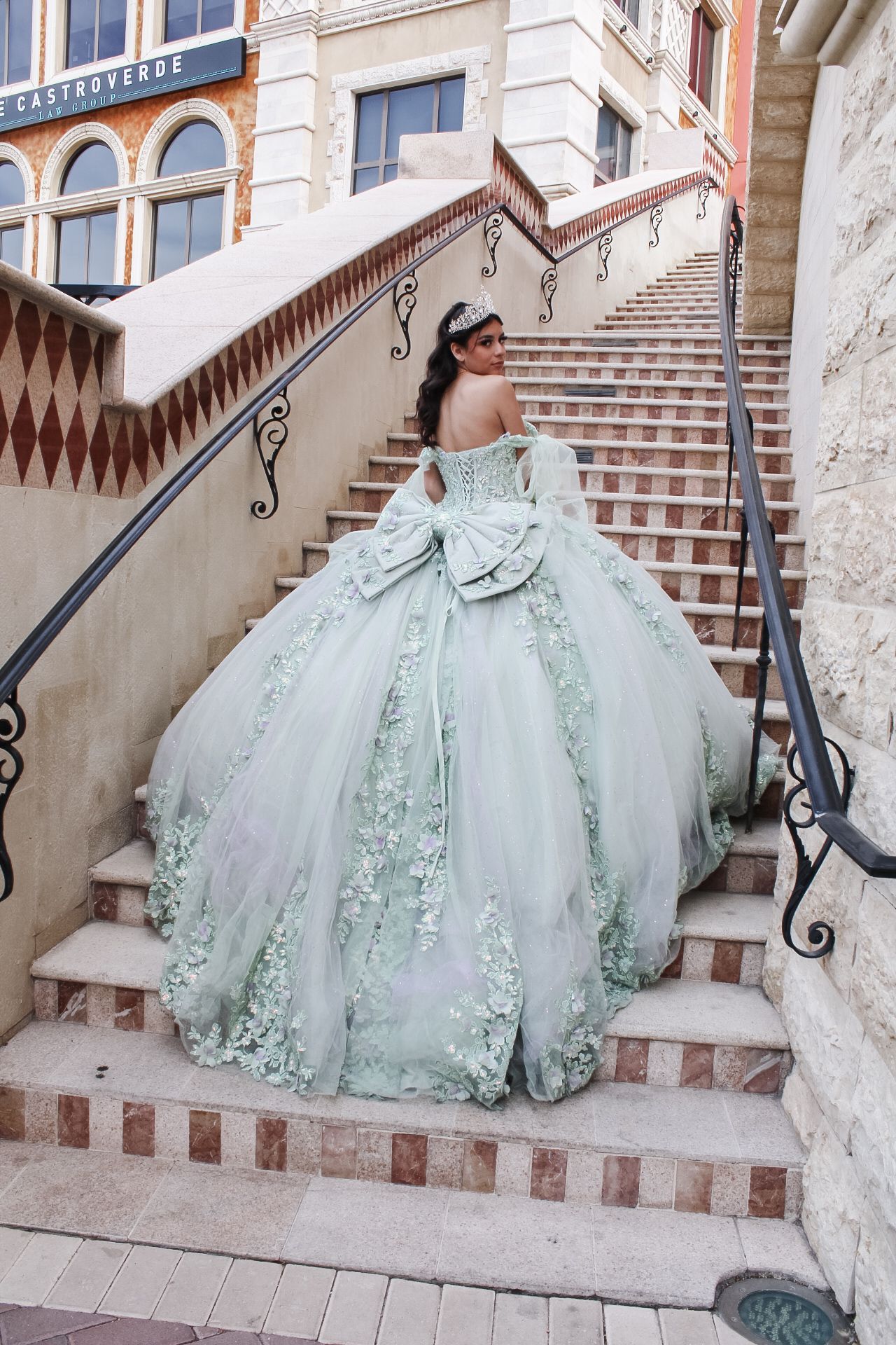 quinceanera walking up stairs