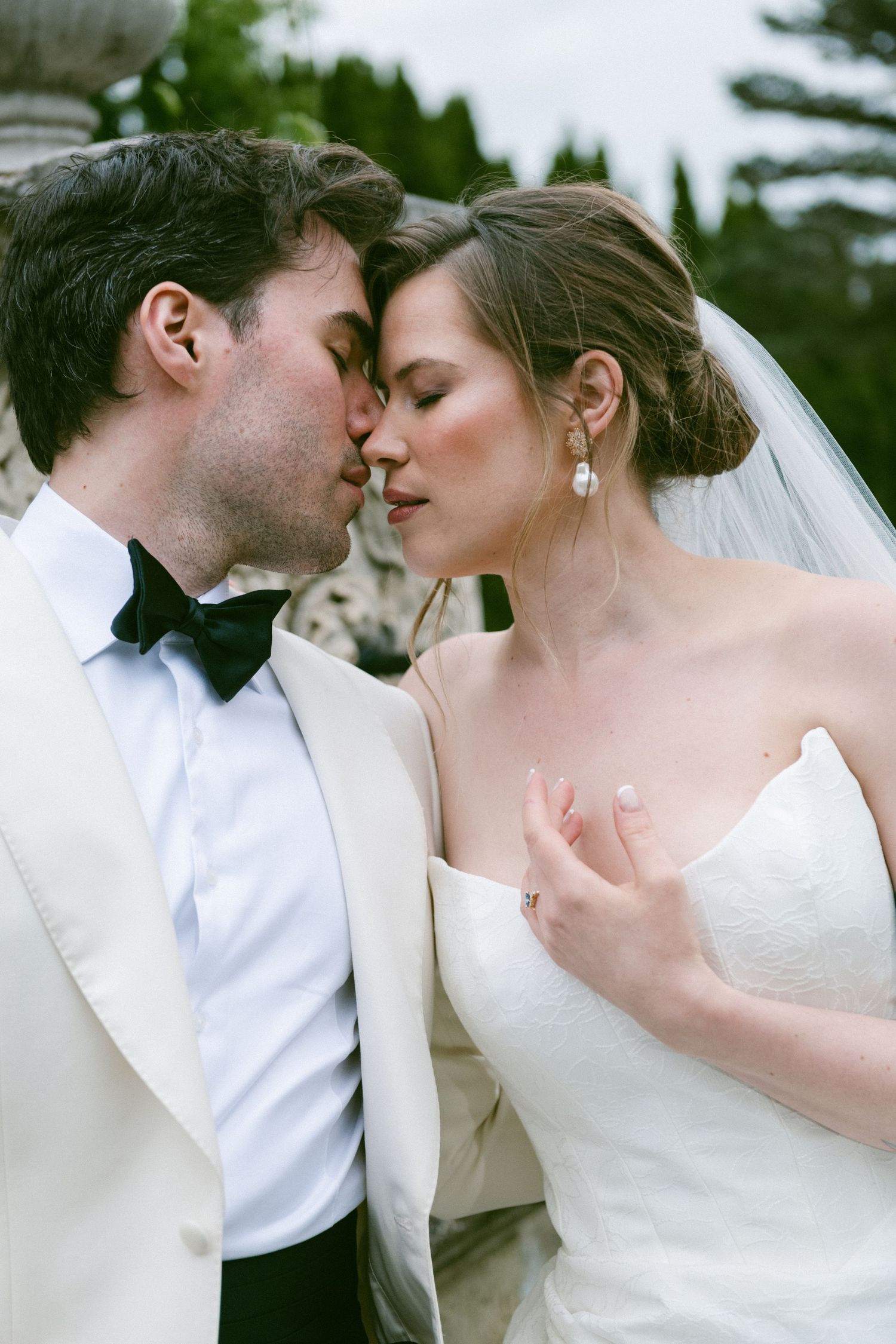 elegant wedding photography of a timeless couple, with motion blur and a high end, luxury feel. fine art wedding photographer Montreal