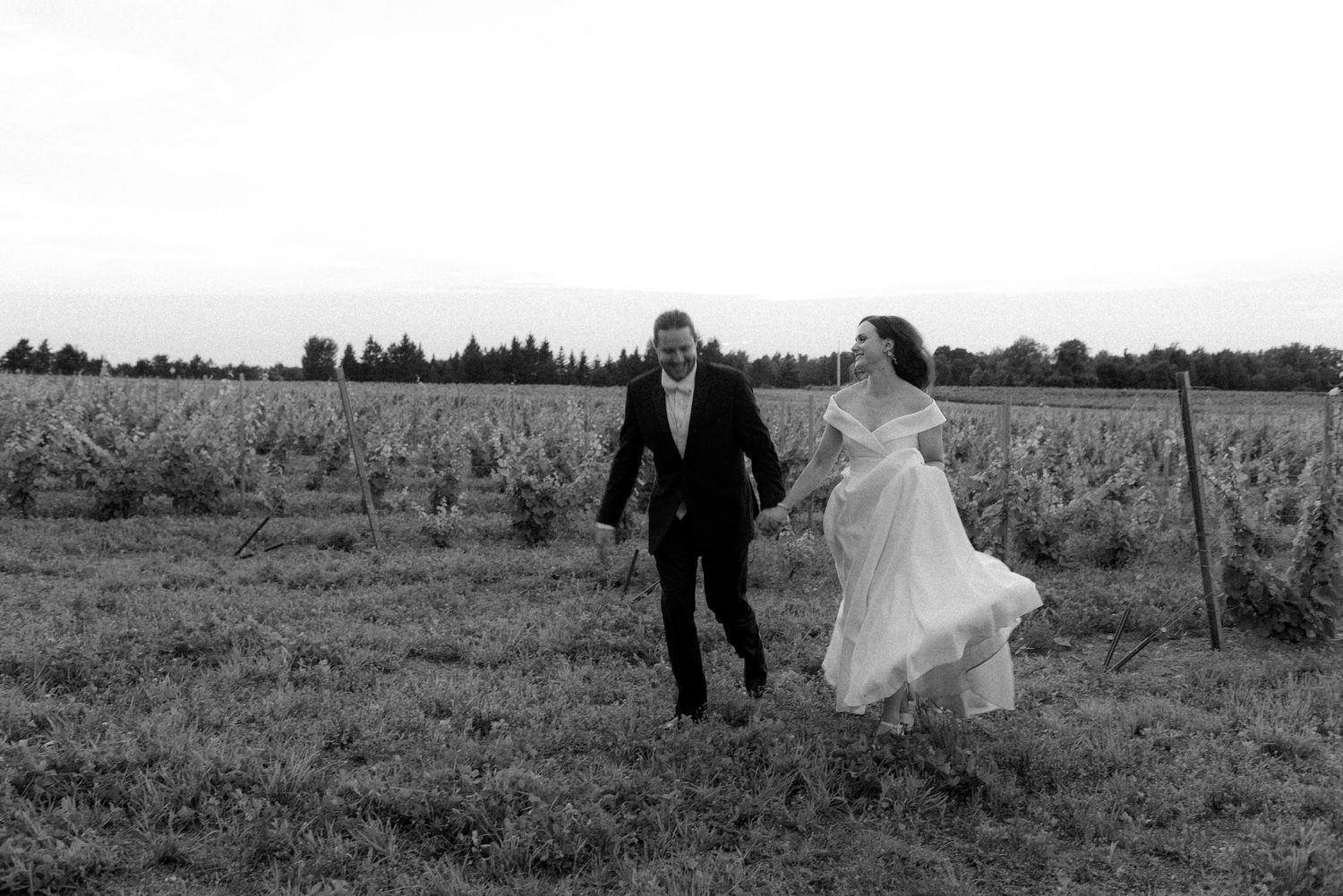 elegant wedding photography of a timeless couple, with motion blur and a high end, luxury feel. fine art wedding photographer Montreal