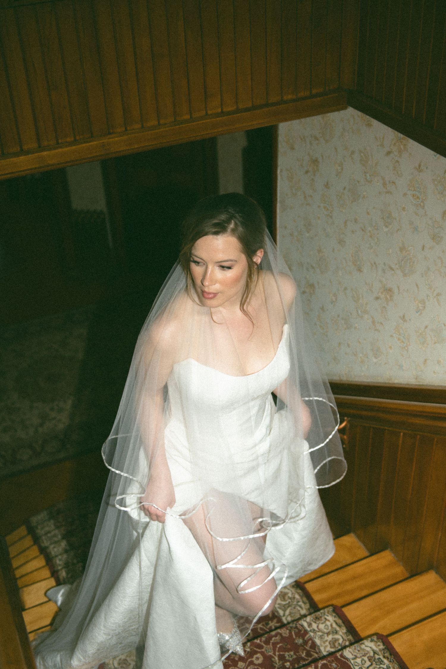 elegant wedding photography of a timeless couple, with motion blur and a high end, luxury feel. fine art wedding photographer Montreal