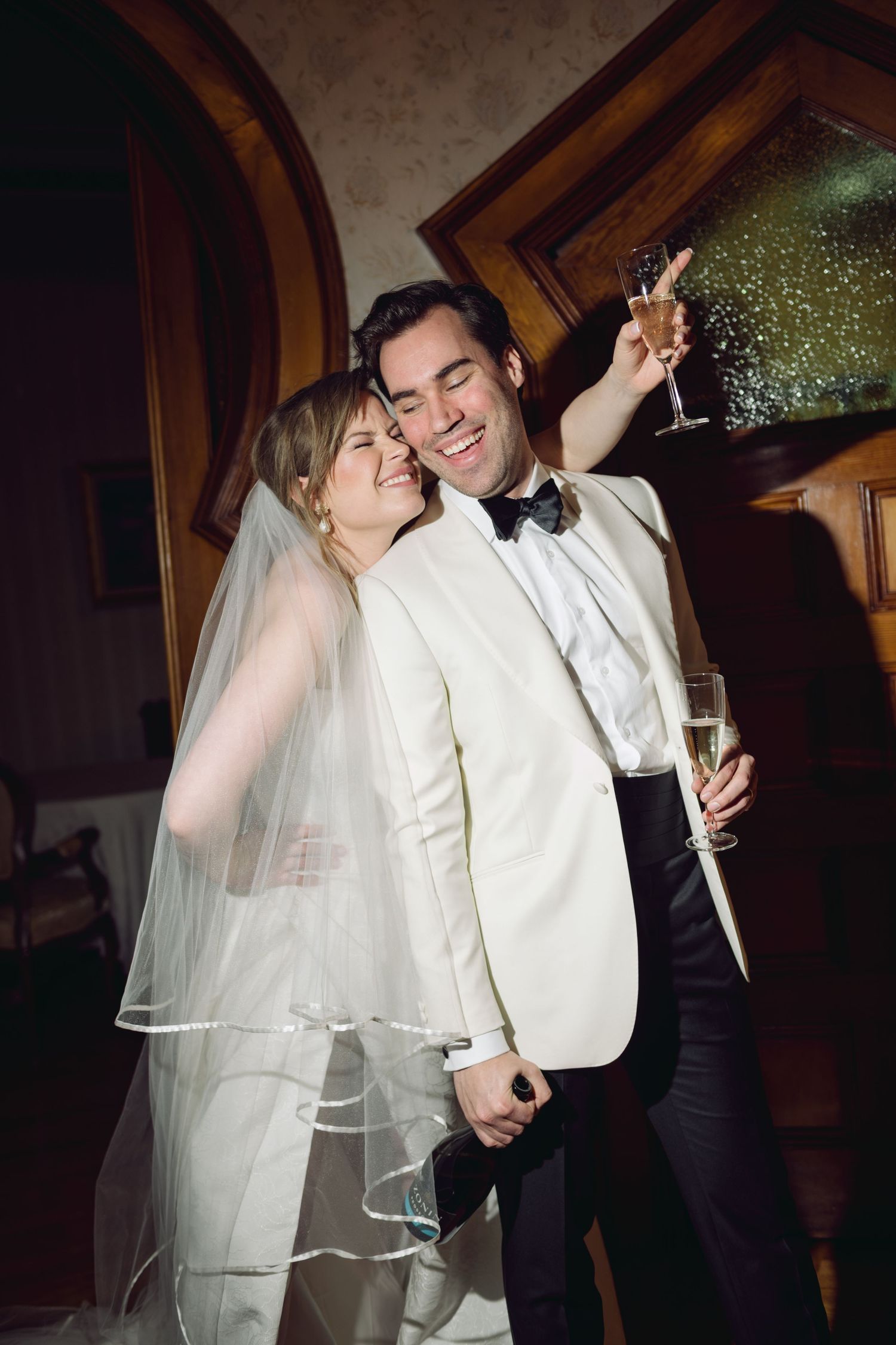 elegant wedding photography of a timeless couple, with motion blur and a high end, luxury feel. fine art wedding photographer Montreal