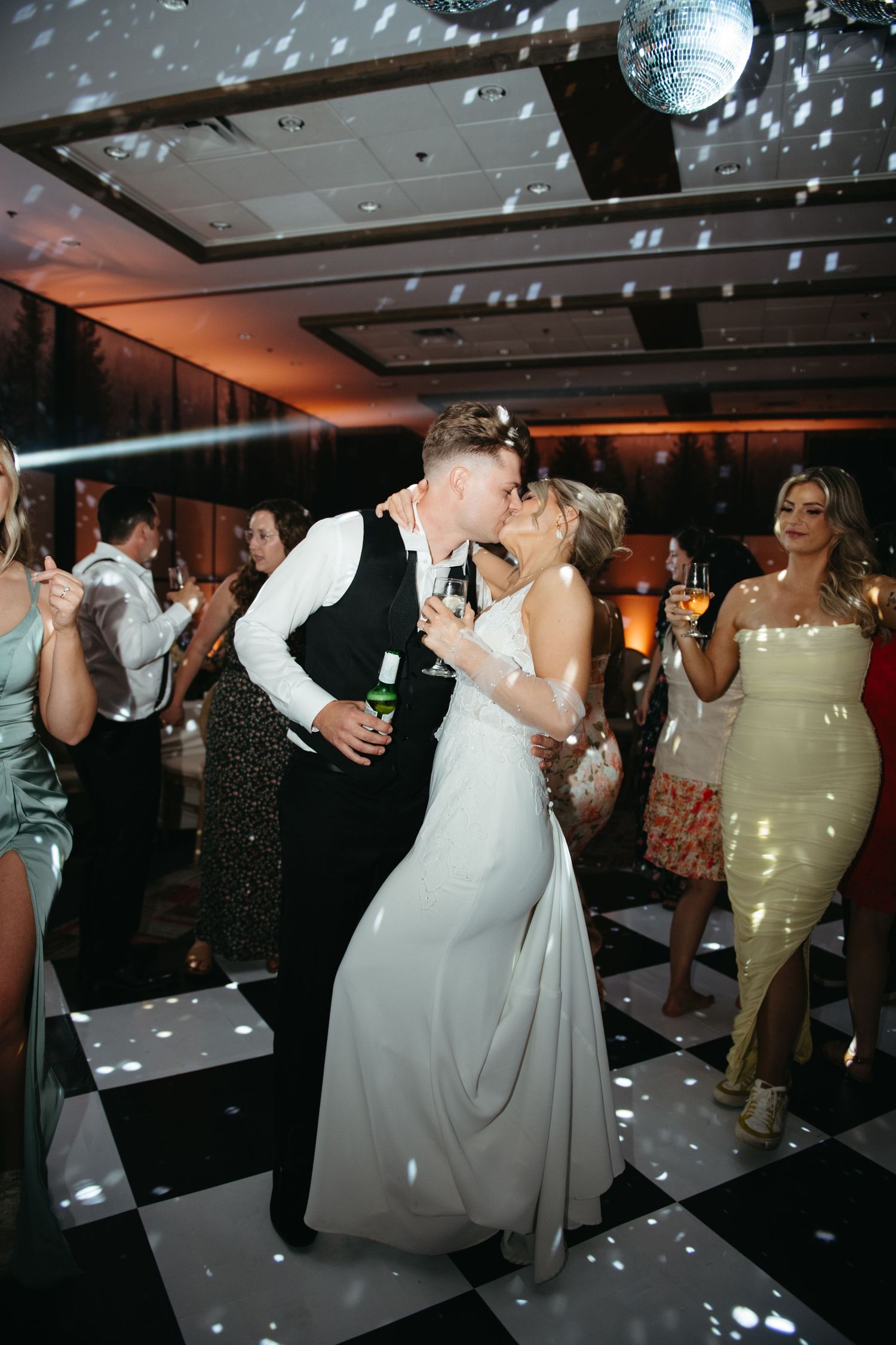elegant wedding photography of a timeless couple, with motion blur and a high end, luxury feel. fine art wedding photographer Montreal