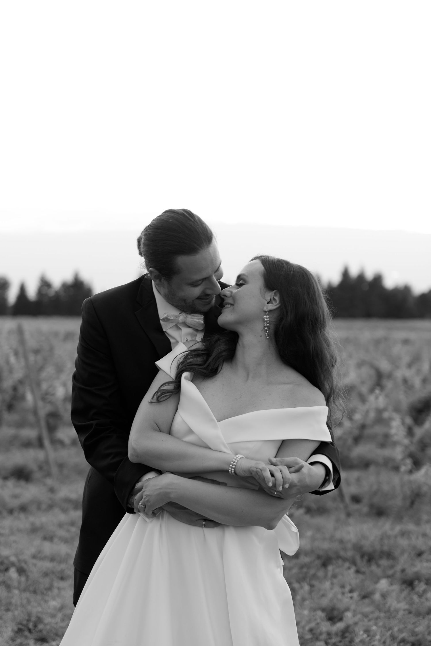 elegant wedding photography of a timeless couple, with motion blur and a high end, luxury feel. fine art wedding photographer Montreal