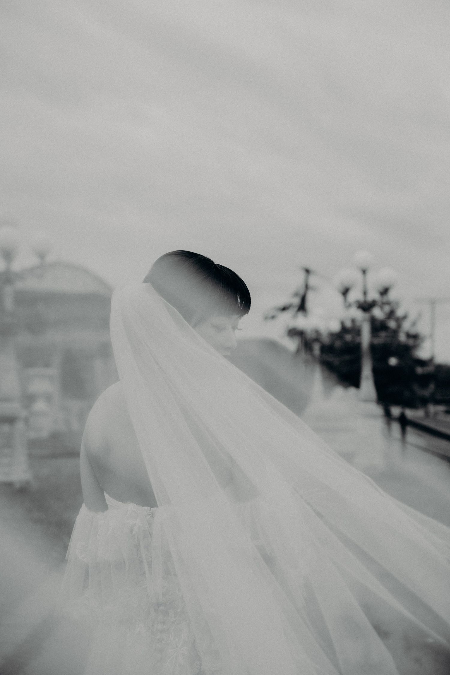 elegant wedding photography of a timeless couple, with motion blur and a high end, luxury feel. fine art wedding photographer Montreal