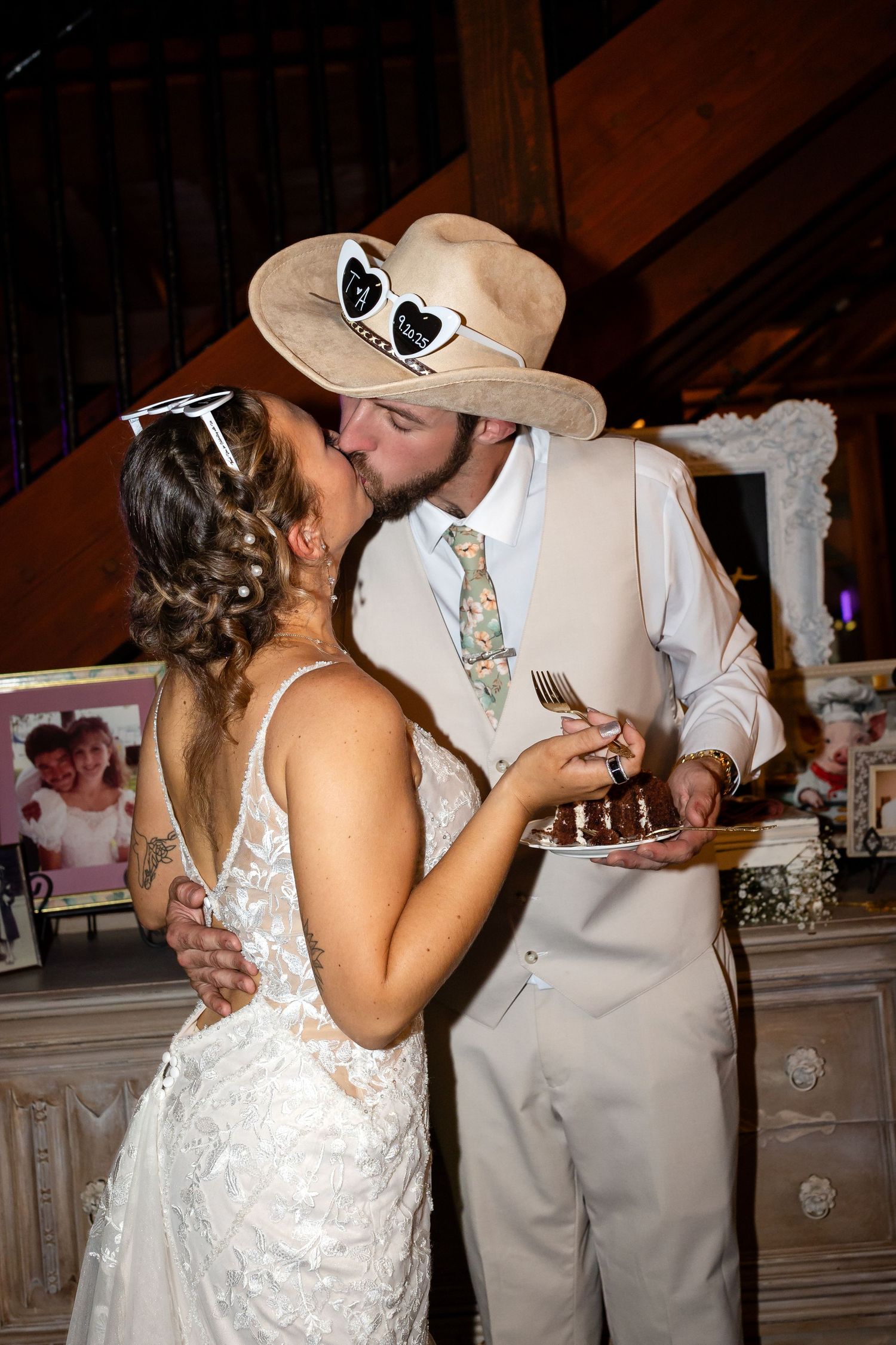 Abby Tommy Wedding Bluebird Manor Avalon Photography MD