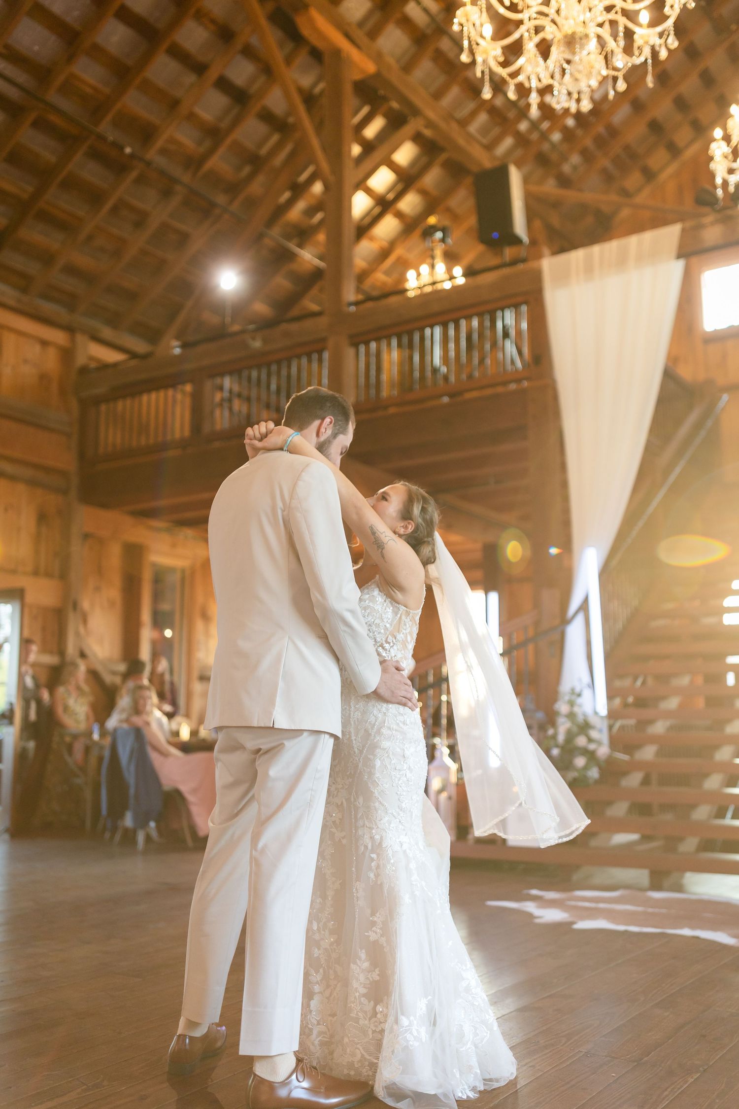 Abby Tommy Wedding Bluebird Manor Avalon Photography MD