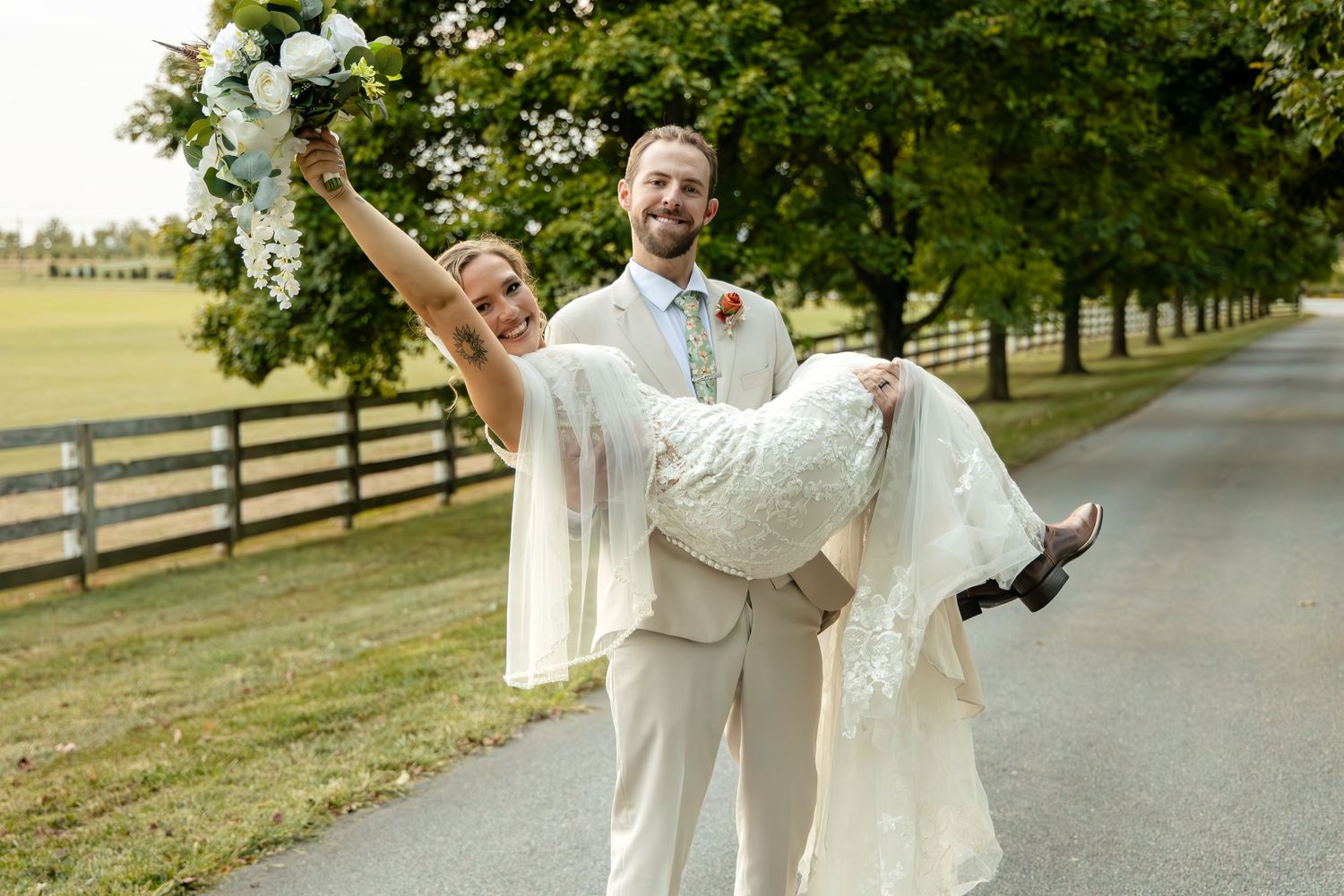 Abby Tommy Wedding Bluebird Manor Avalon Photography MD