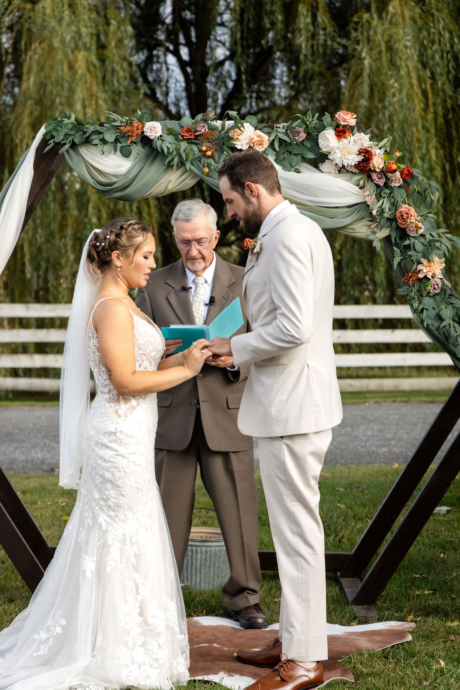 Abby Tommy Wedding Bluebird Manor Avalon Photography MD