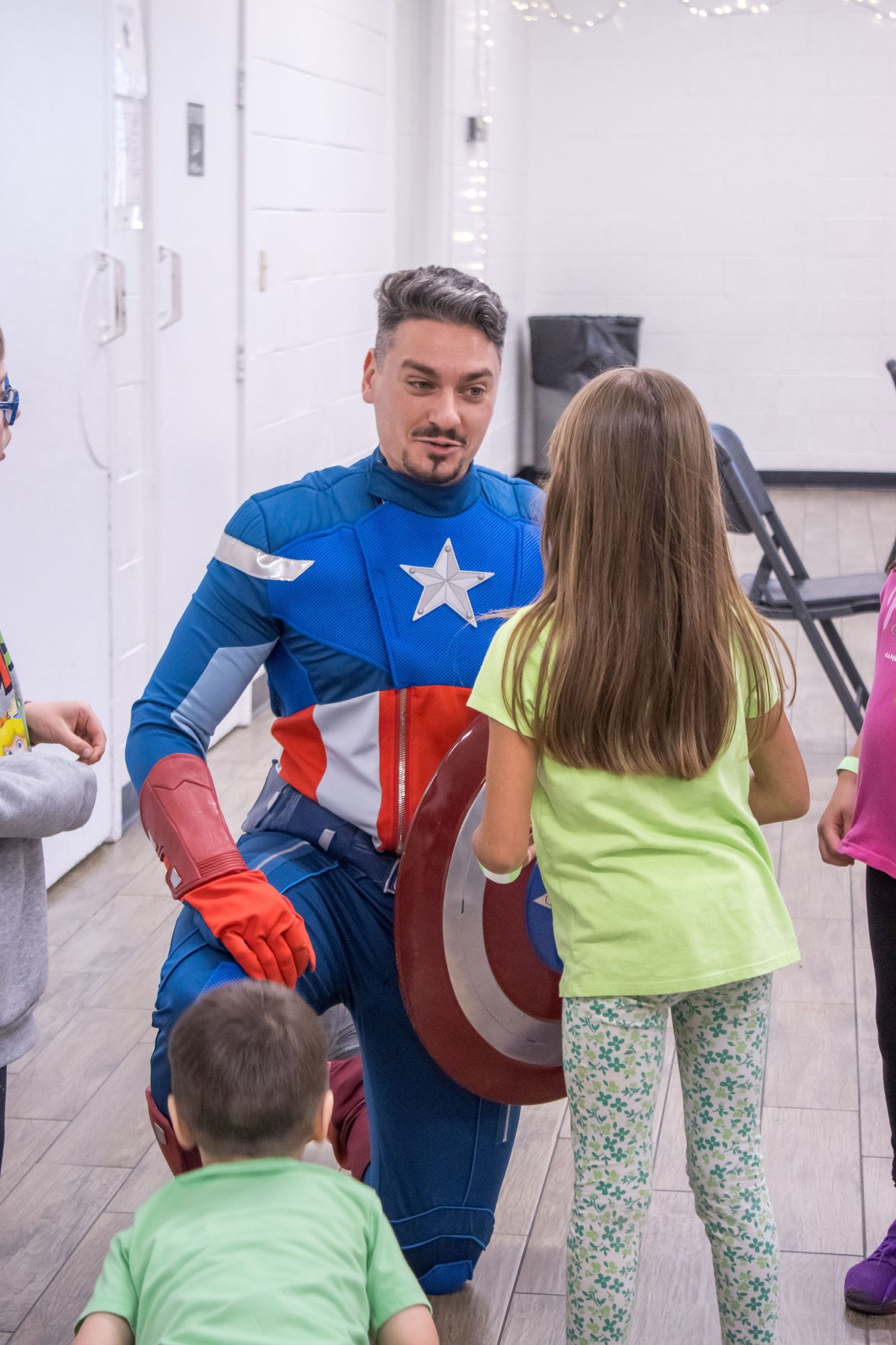daniel harris captain america talks to kids