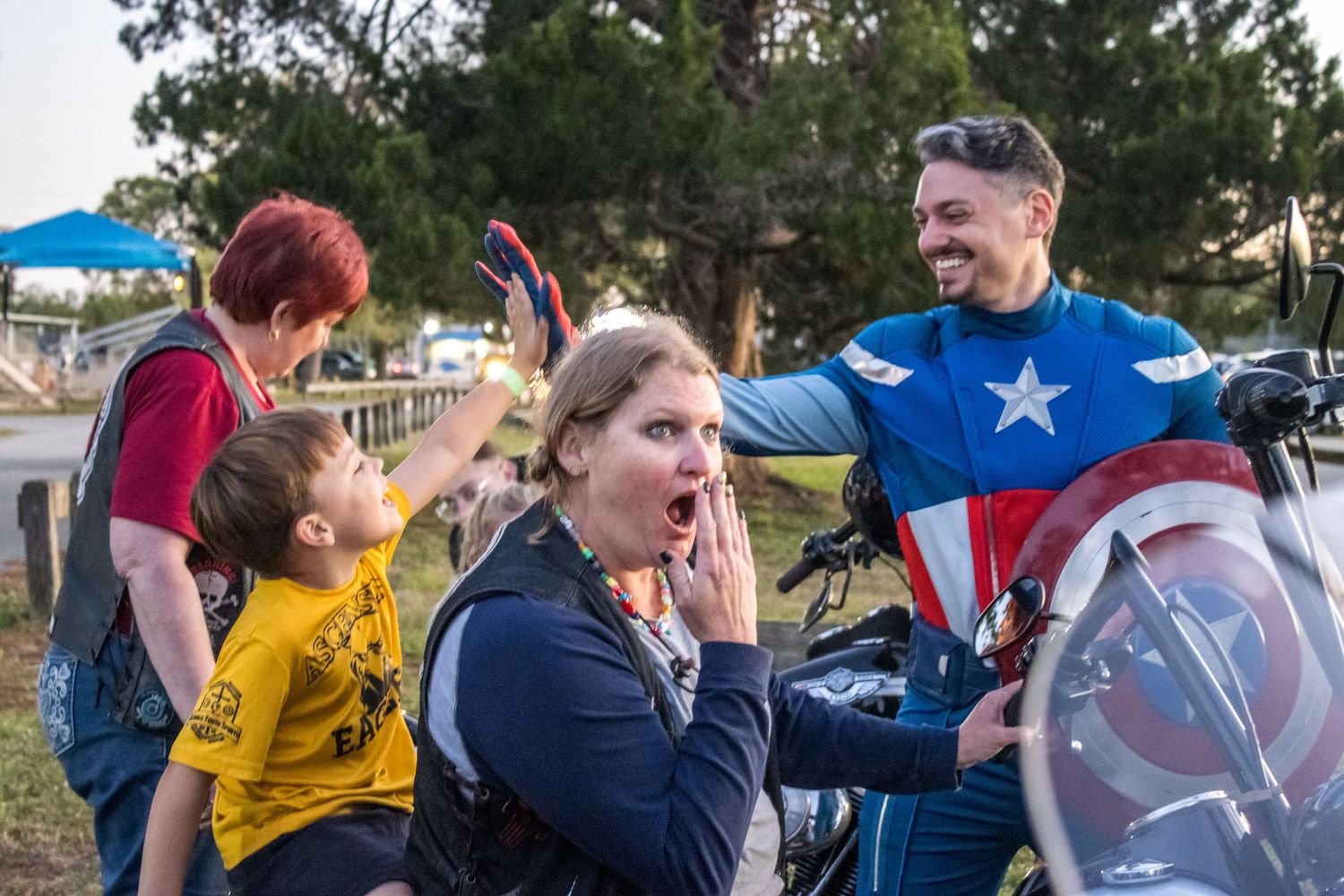 captain america daniel harris at event