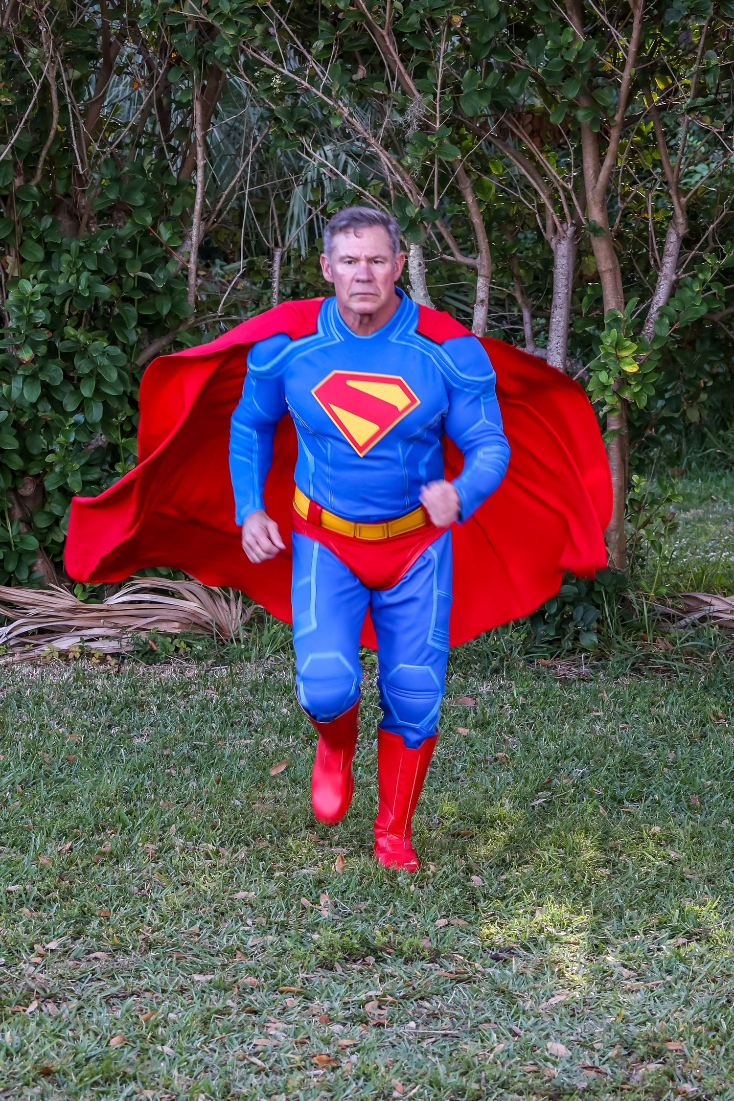superman running