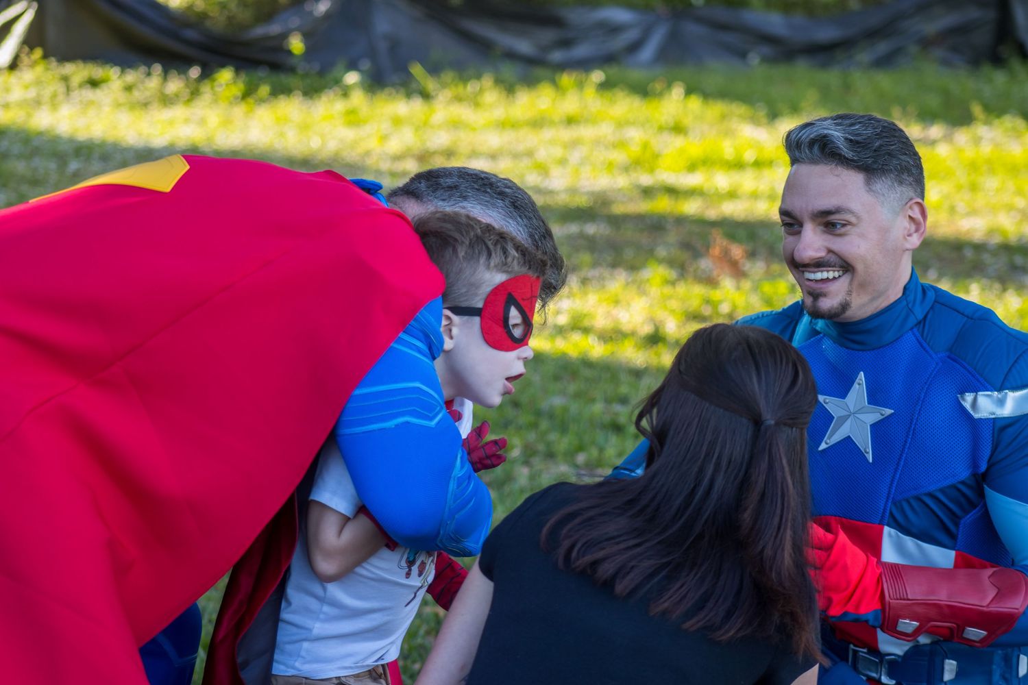 daniel harris captain america talks to small boy