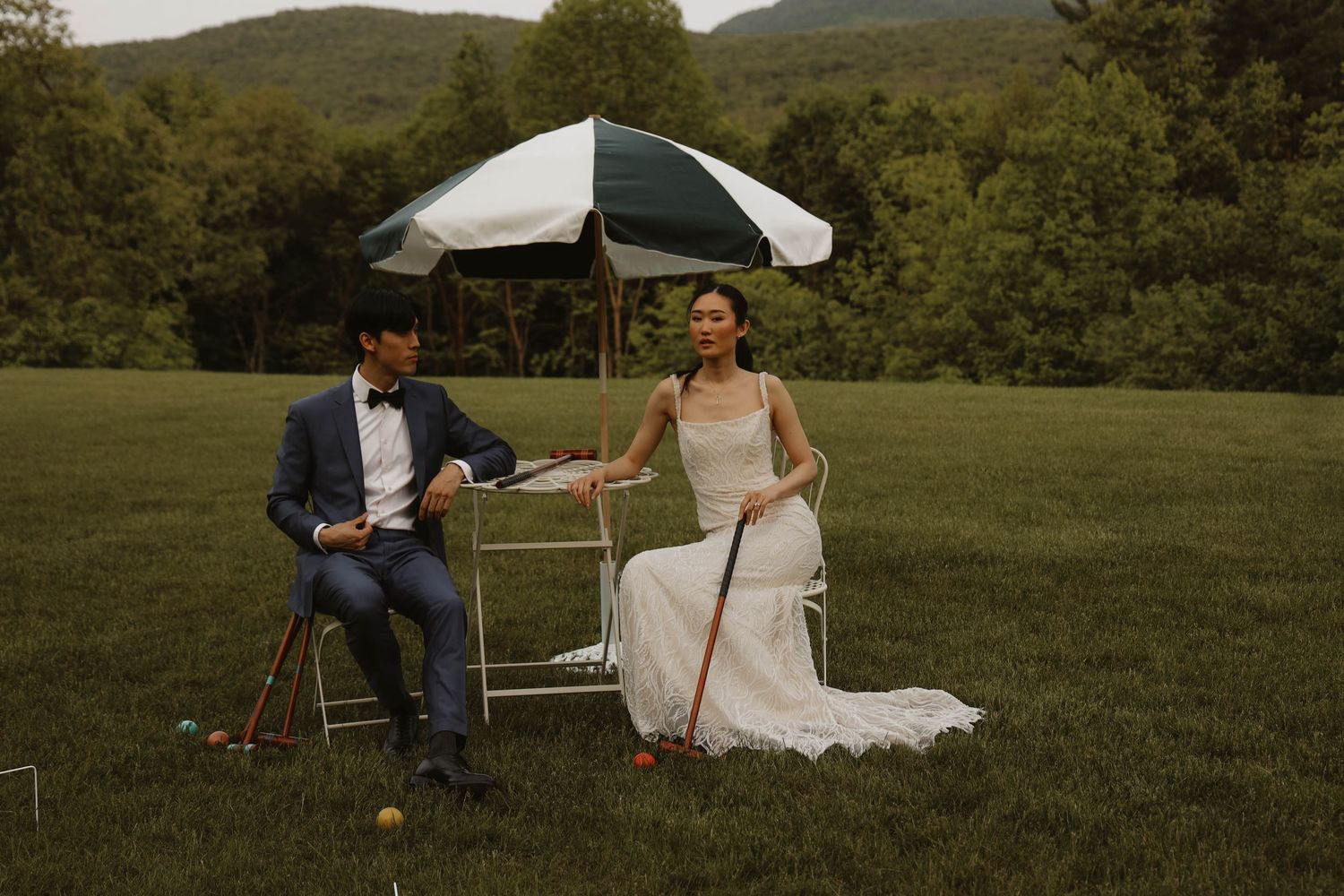 Bride & groom Cricket