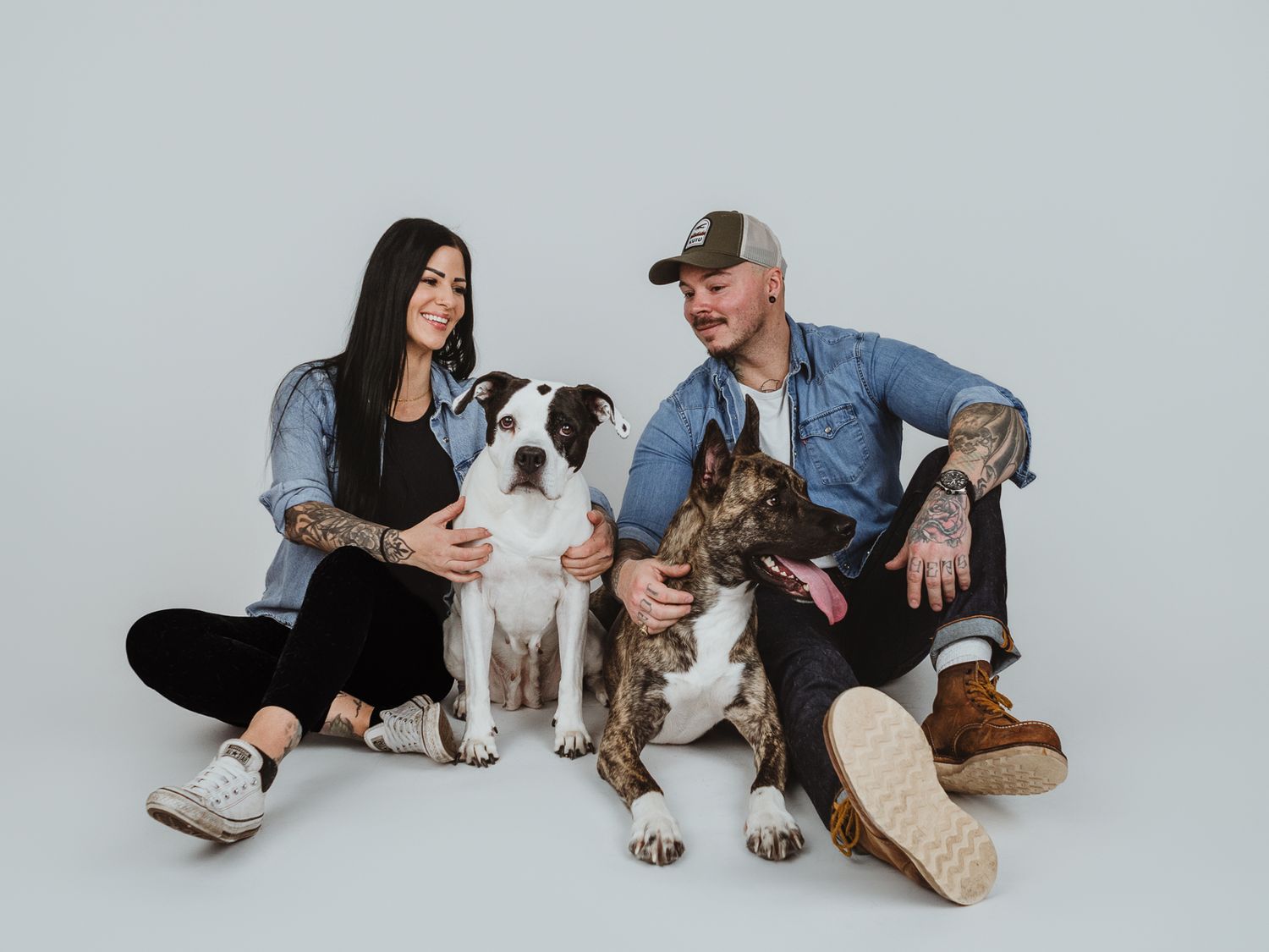 Spruce Grove and Stony Plain photographer capturing pets, families and boudoir sessions across the Edmonton area.