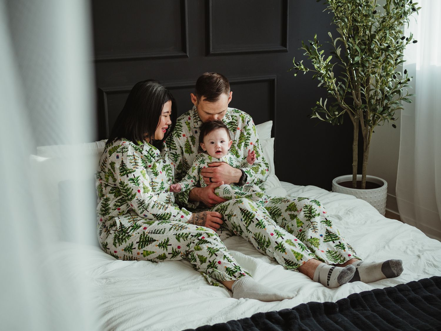 Spruce Grove and Stony Plain photographer capturing pets, families and boudoir sessions across the Edmonton area.