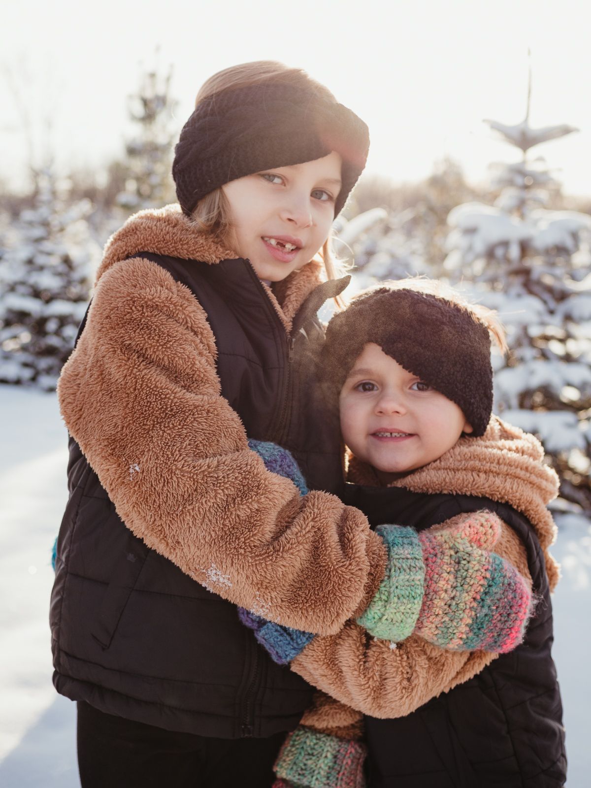 Family photography session at sunset in Spruce Grove, by Spruce Grove Family Photographer.
