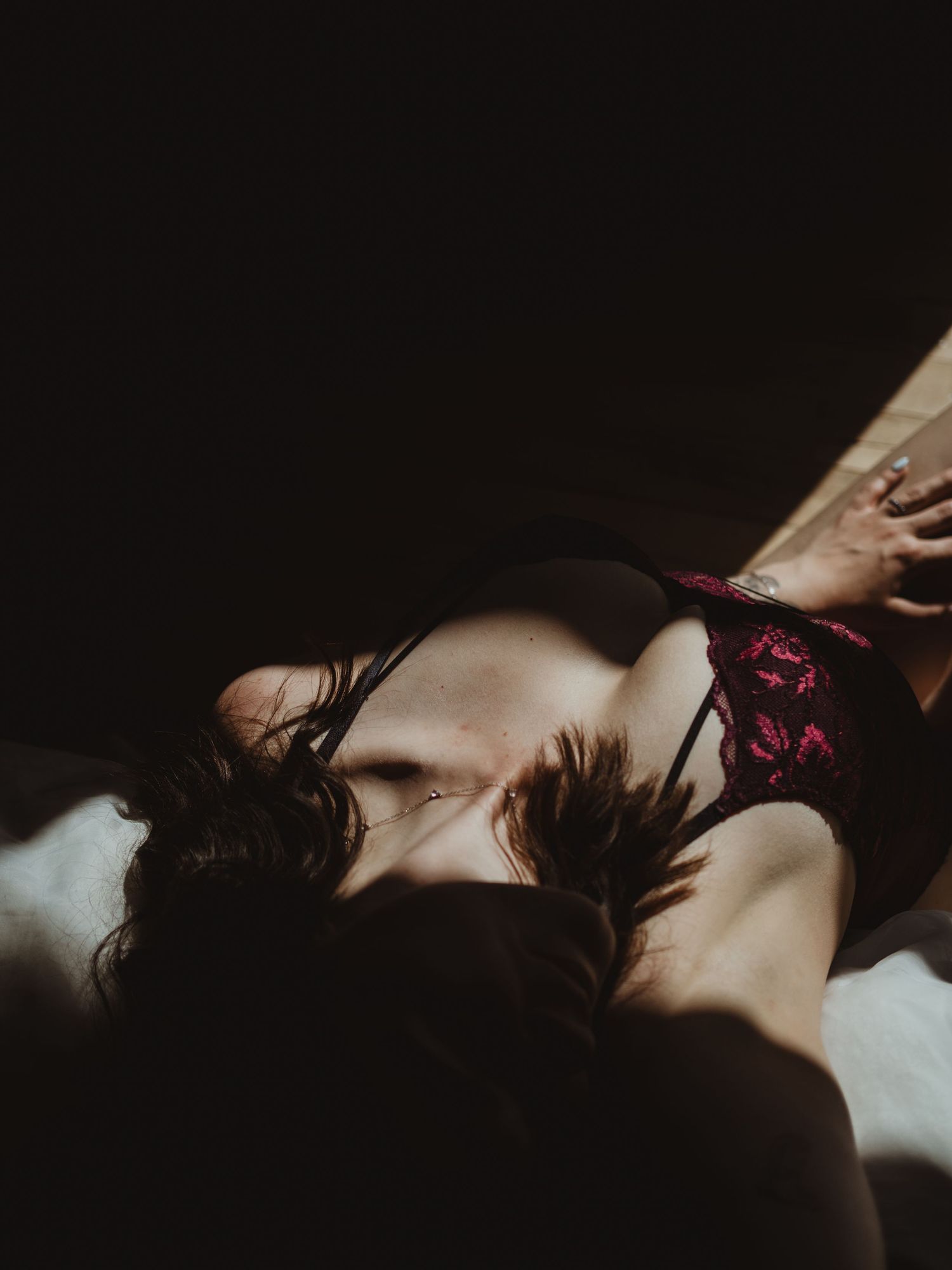 Edmonton boudoir photographer studio portrait by Coral Konanz Photography