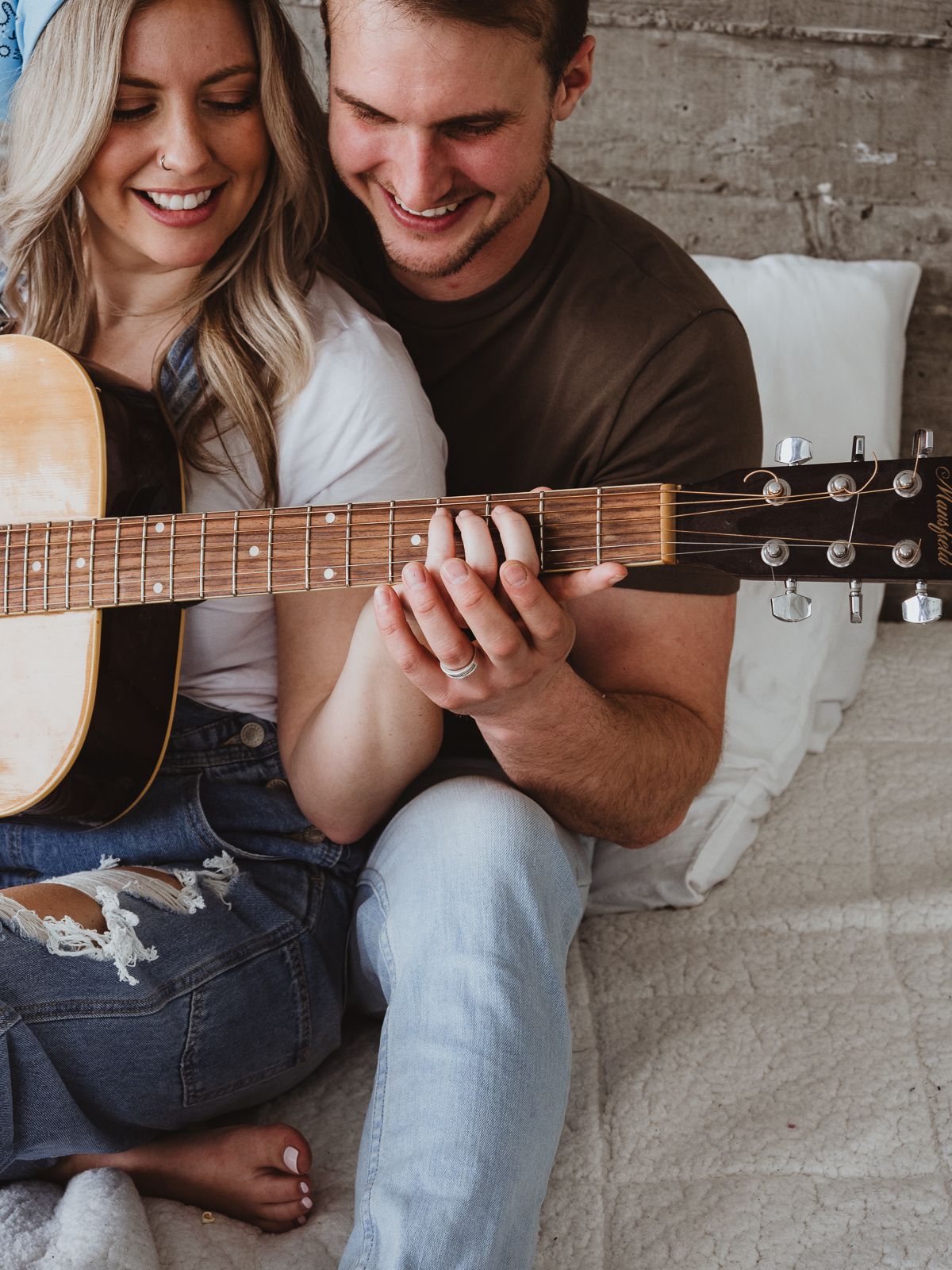 Spruce Grove and Stony Plain photographer capturing pets, families and boudoir sessions across the Edmonton area.