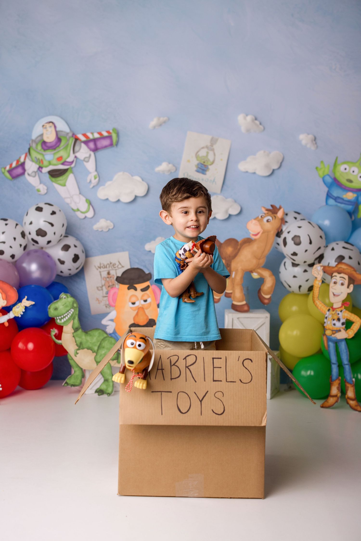 Toy Story themed photo session by Bree Elle Photography in Port Neches, TX studio. Beaumont birthday party ideas.