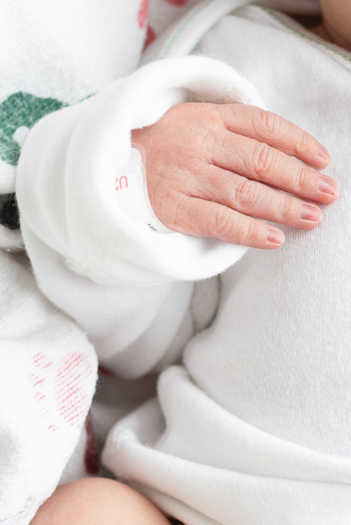 Newborn baby during Fresh 48 session with Bree Elle Photography in Beaumont, TX at St. Elizabeth hospital.