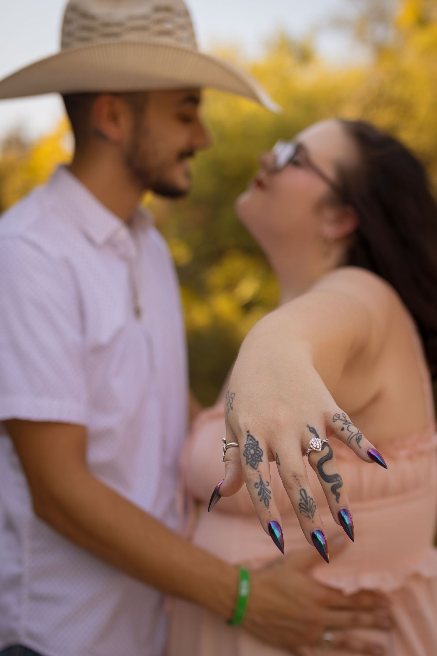 Lock and Key photography captures this beautiful engagement photography session at a local park in Fort Worth, Texas.
