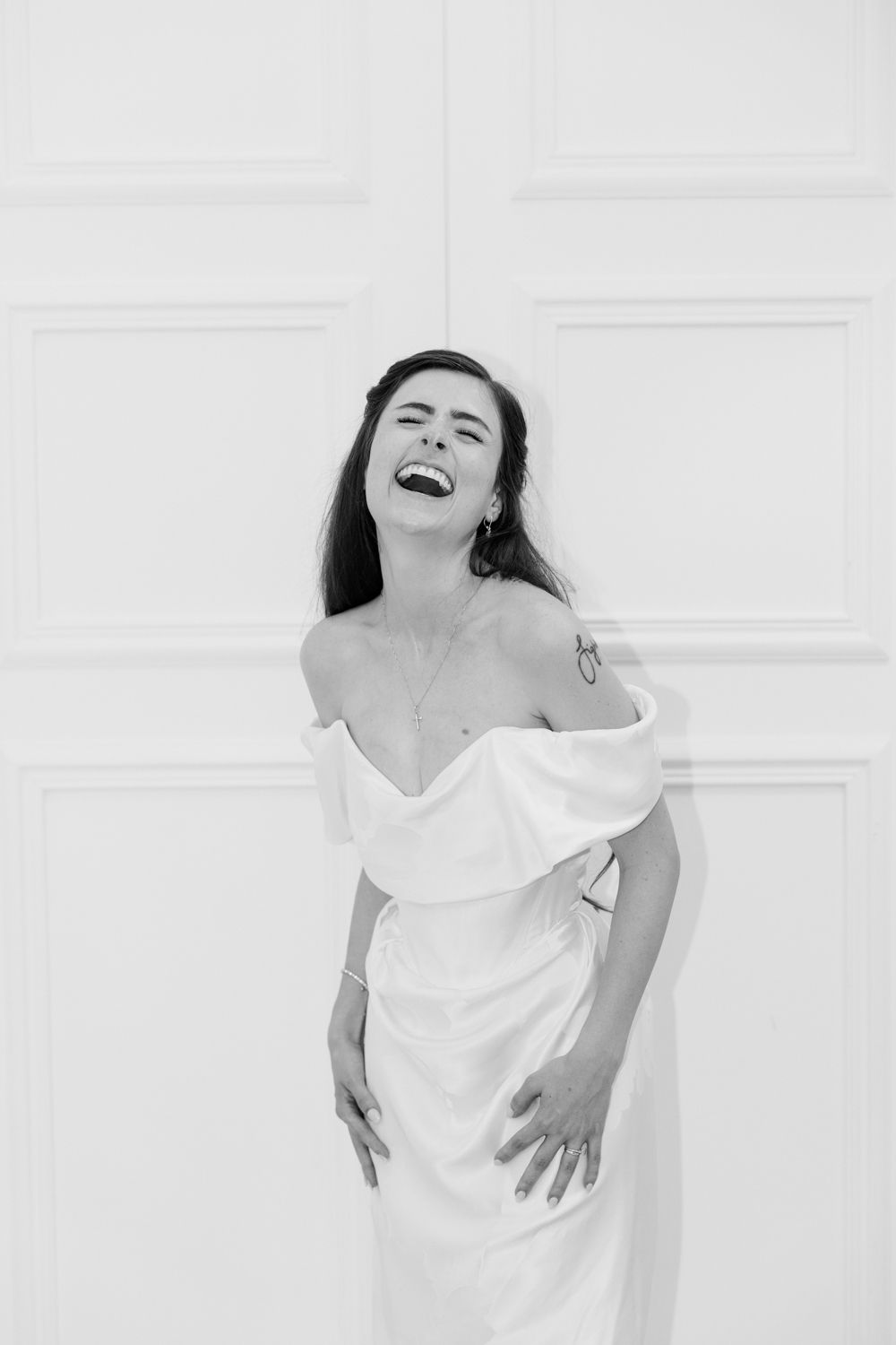 A dramatic series of black and white portraits showing movement in white clothing against a light background. Château des 3 Fontaines