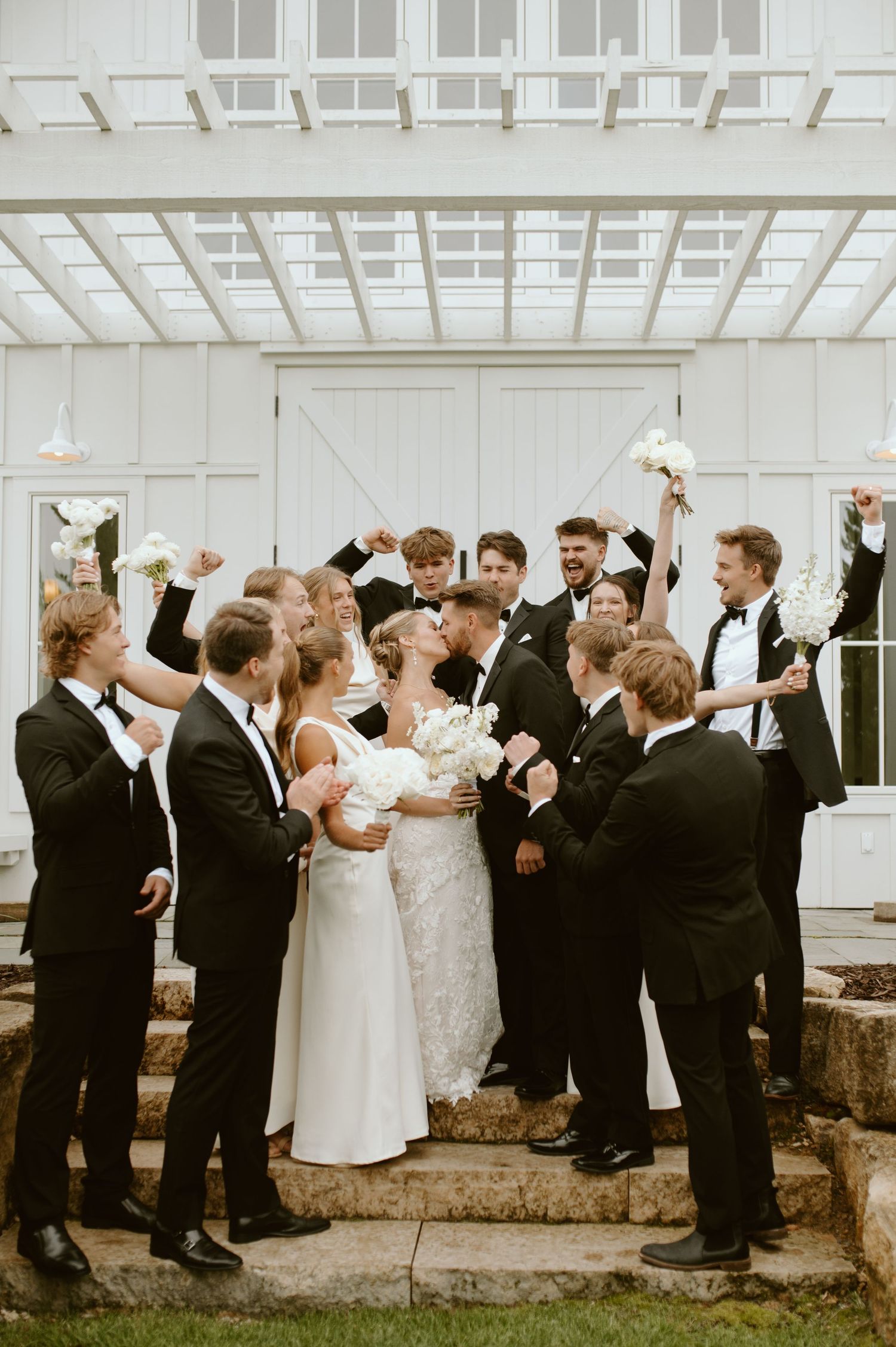 Minnesota Wedding Photographer | Rachel Marie Photography - Romantic and Authentic Minnesota Photography